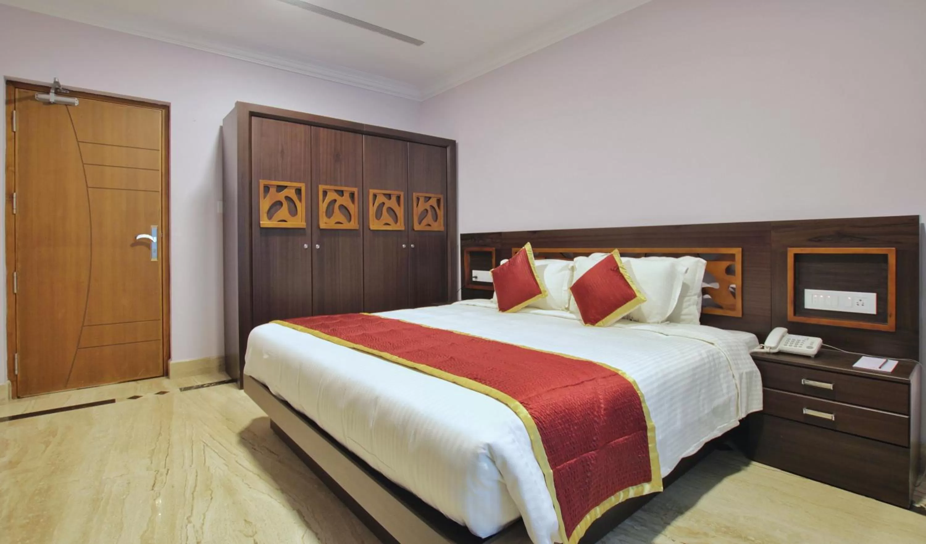 Bedroom, Bed in Seashore Residency