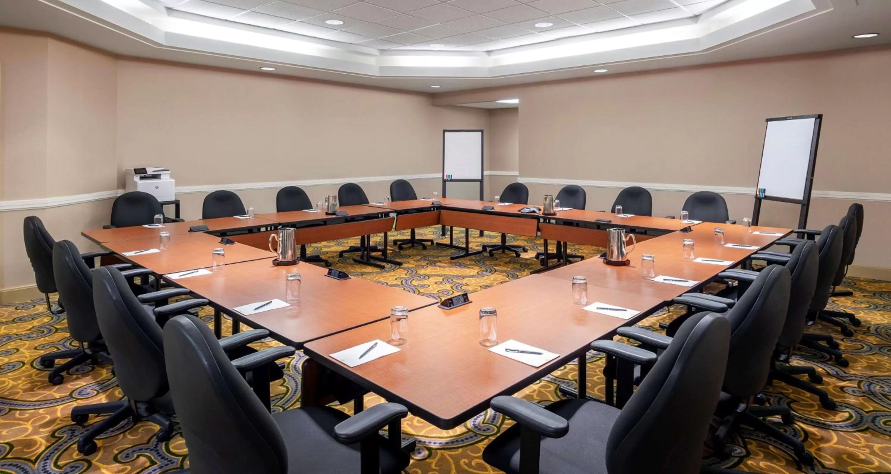 Meeting/conference room in Hilton Indianapolis Hotel & Suites