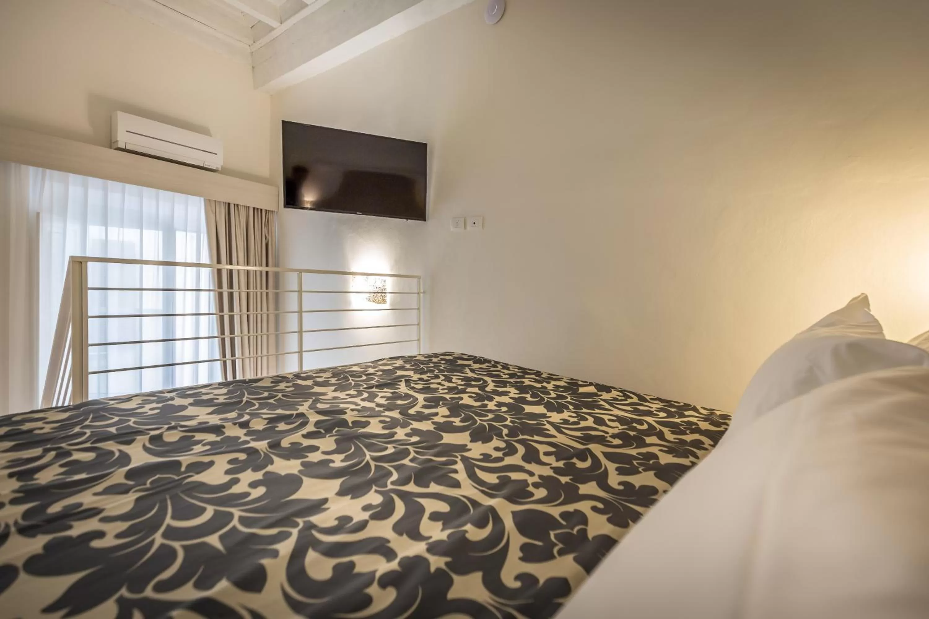 TV and multimedia, Bed in Residenza Alessandra