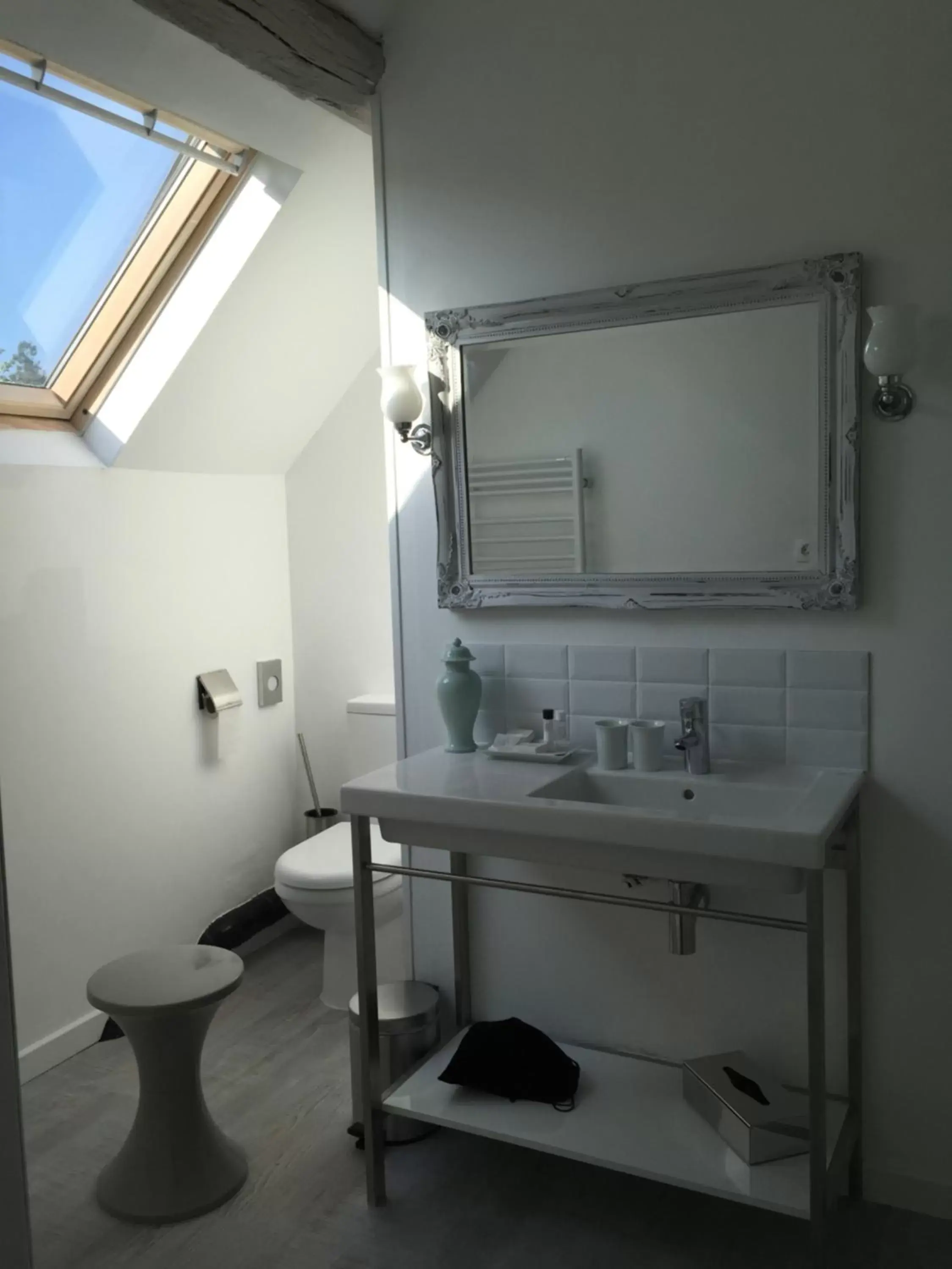 Double Room in Les Colonnes De Chanteloup Double Room in Les Colonnes De Chanteloup