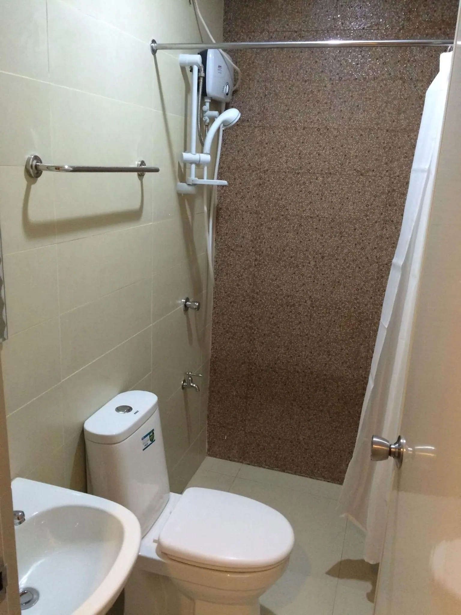 Bathroom in Stone House Hotel Pasay