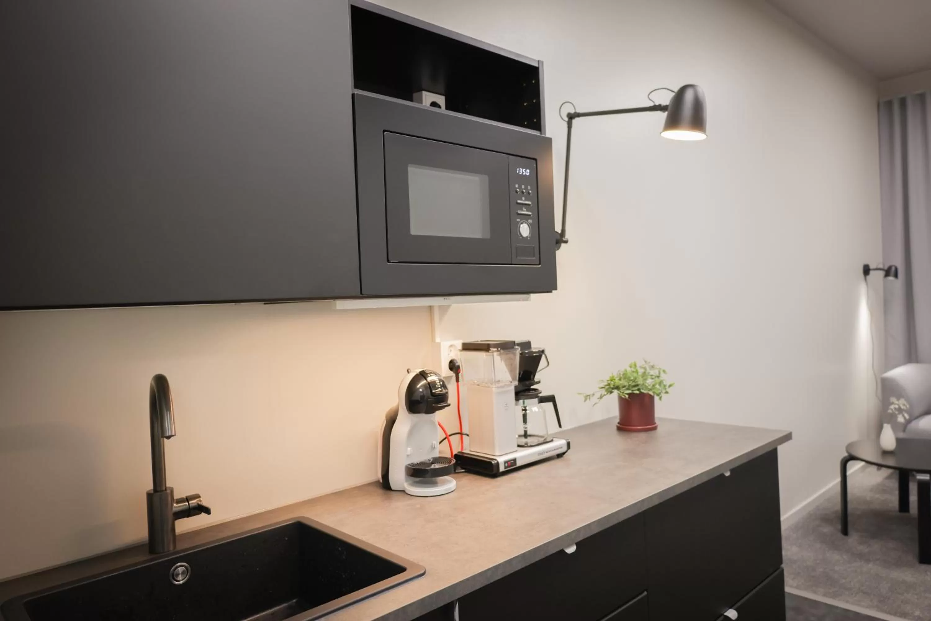 Communal lounge/ TV room in Park Hotel Liminka