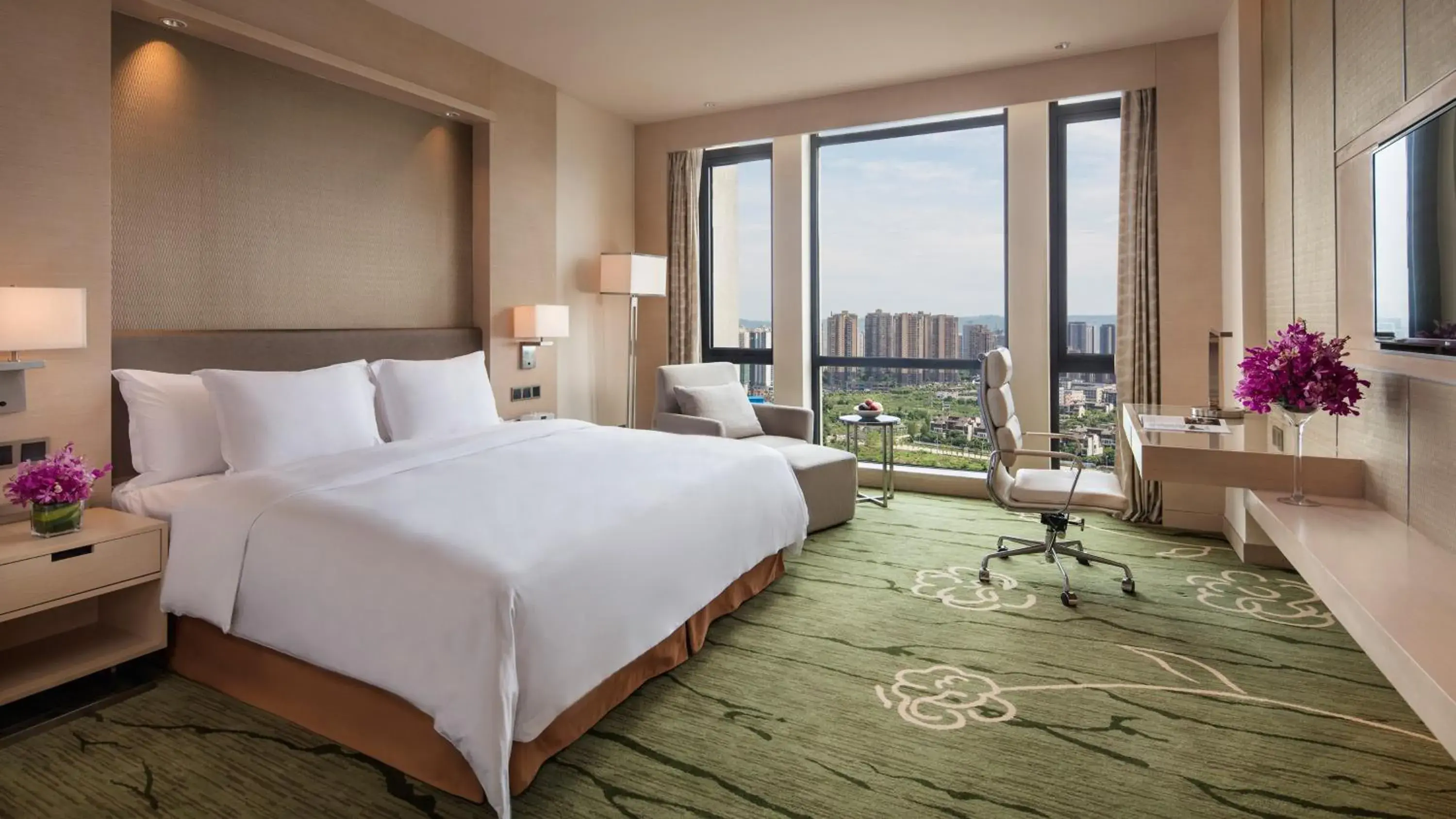Premium King Room in Holiday Inn Chongqing University Town by IHG Premium King Room in Holiday Inn Chongqing University Town by IHG