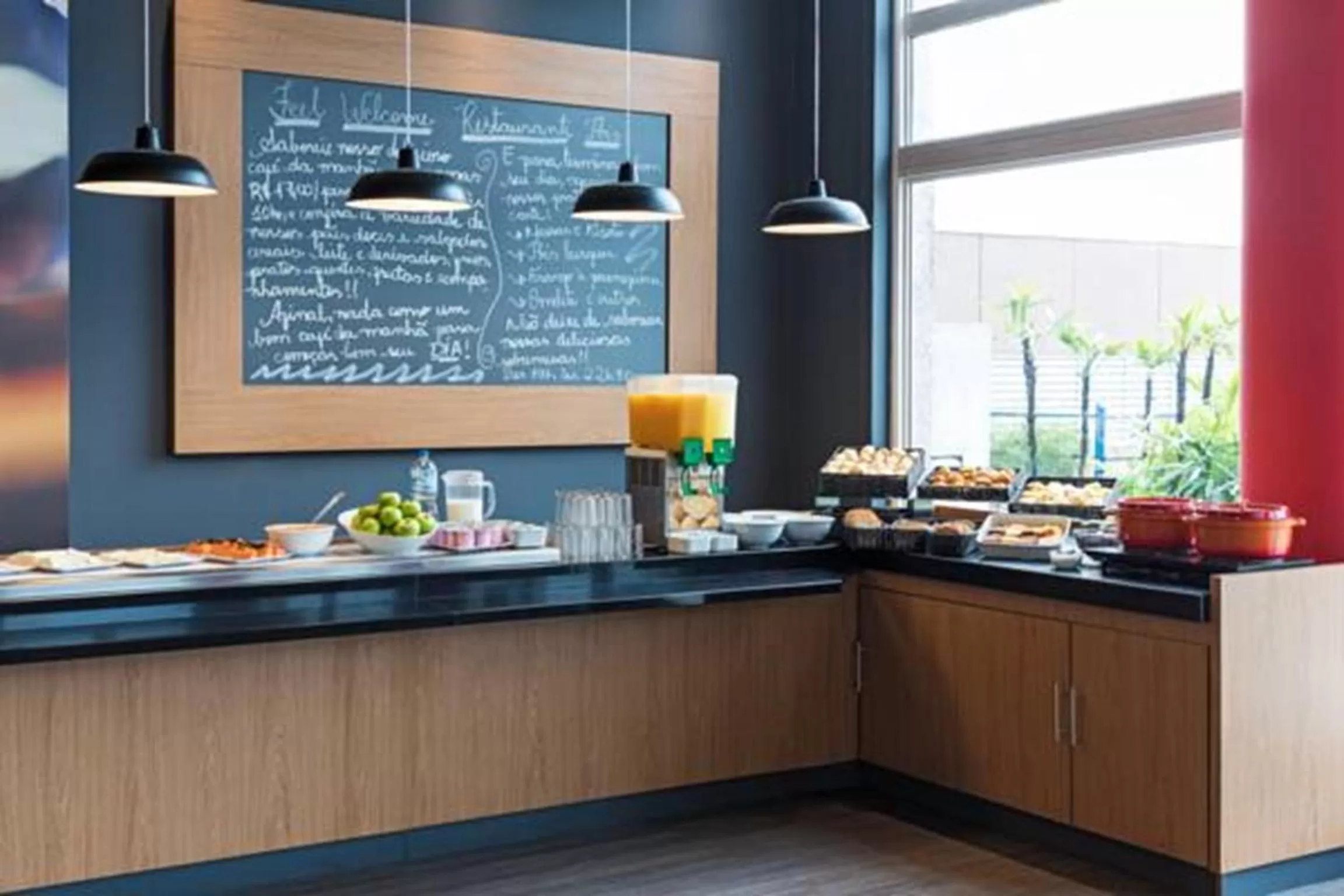 Breakfast in ibis Tambore