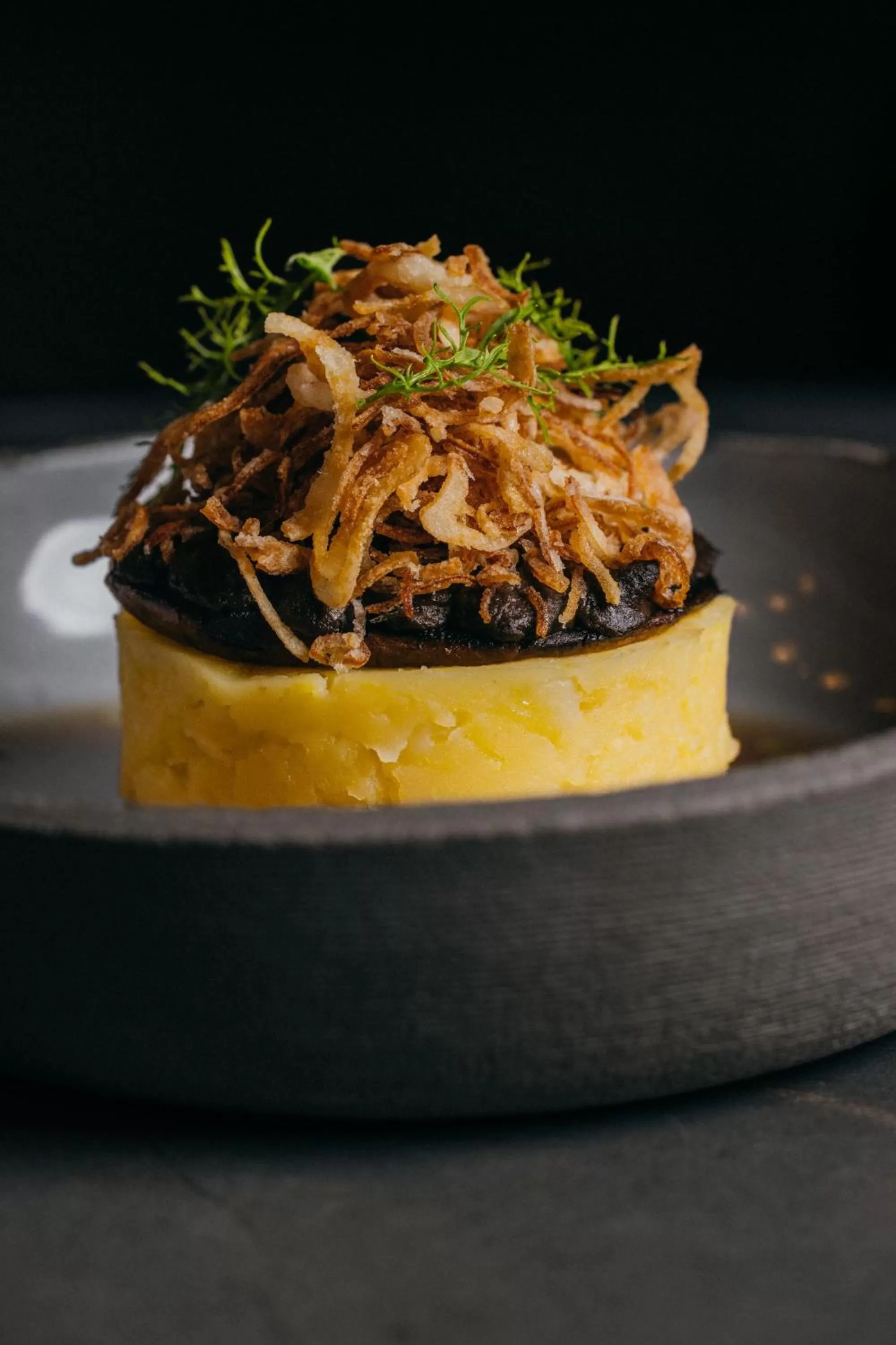 Restaurant/places to eat in Hotel Gilbert