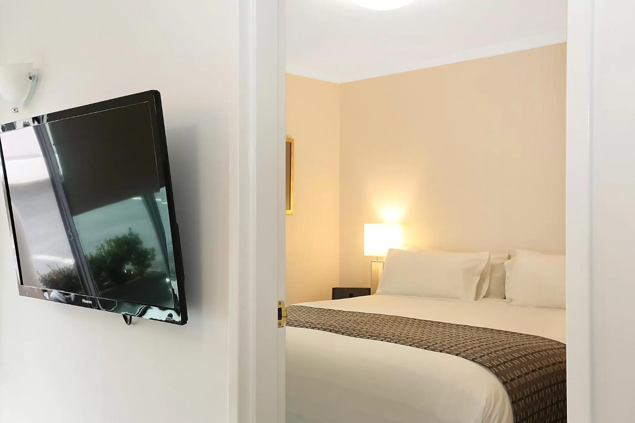 Bed in The Menzies Ballarat