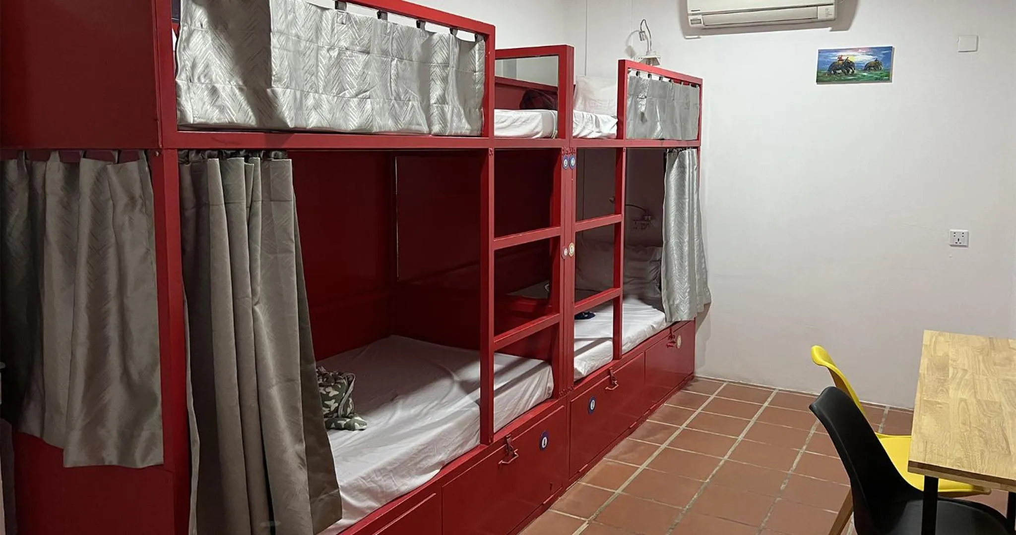 Guests, Bed in The Funky Village