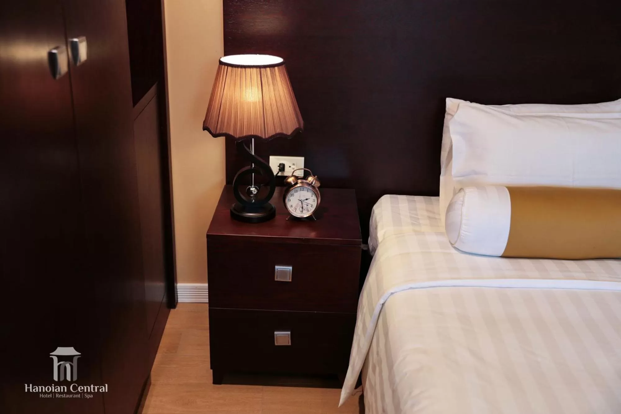 Bed in Hanoian Central Hotel & Spa