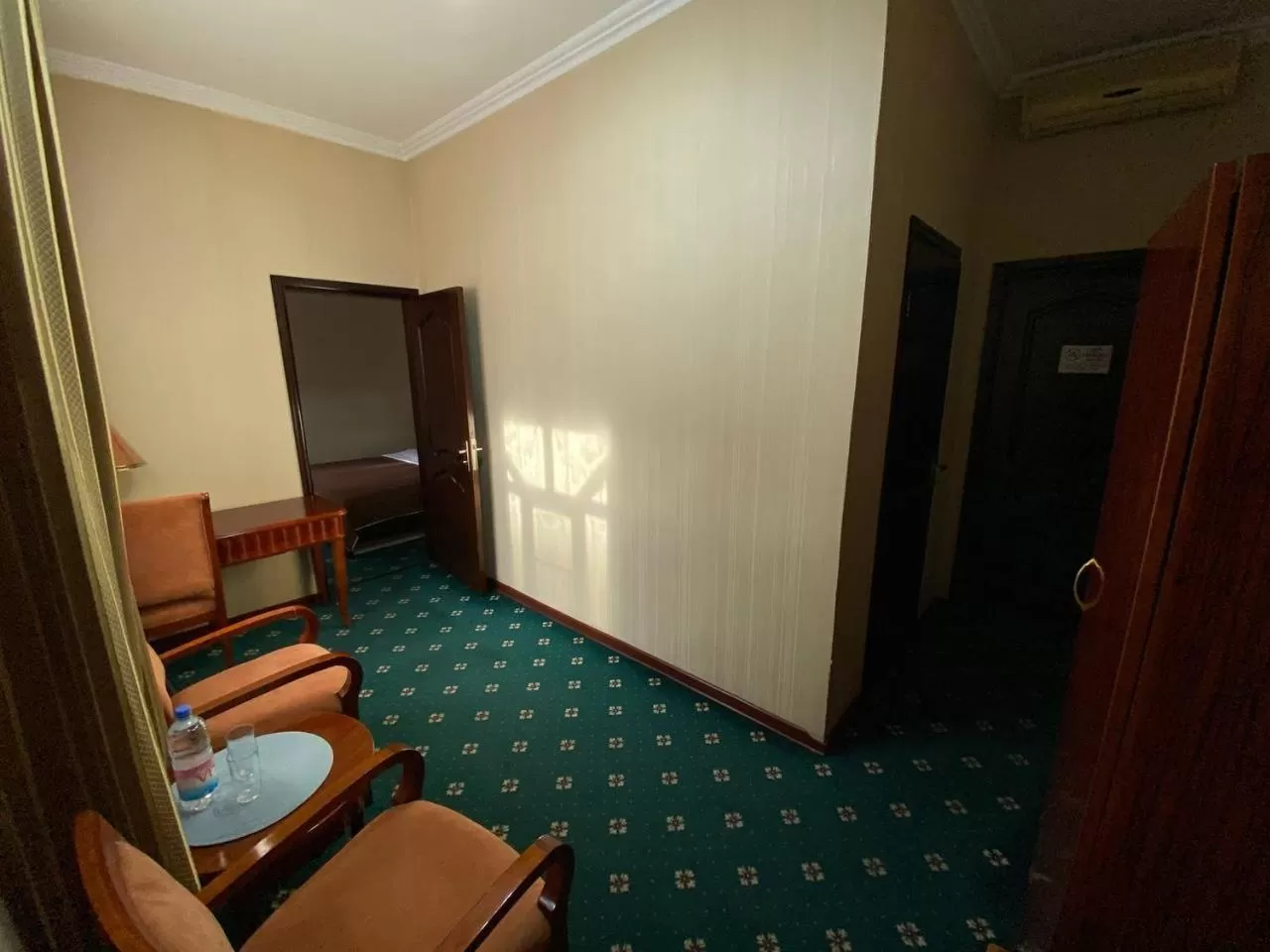 Living room, TV/Entertainment Center in Deluxe SPA-Hotel