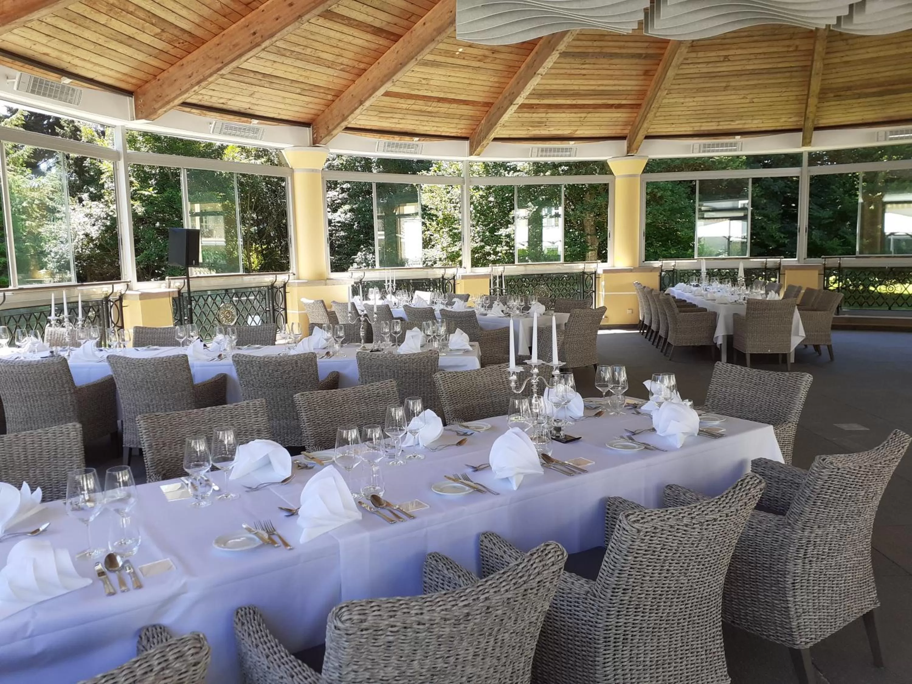 Restaurant/places to eat in Der Sonnenhof