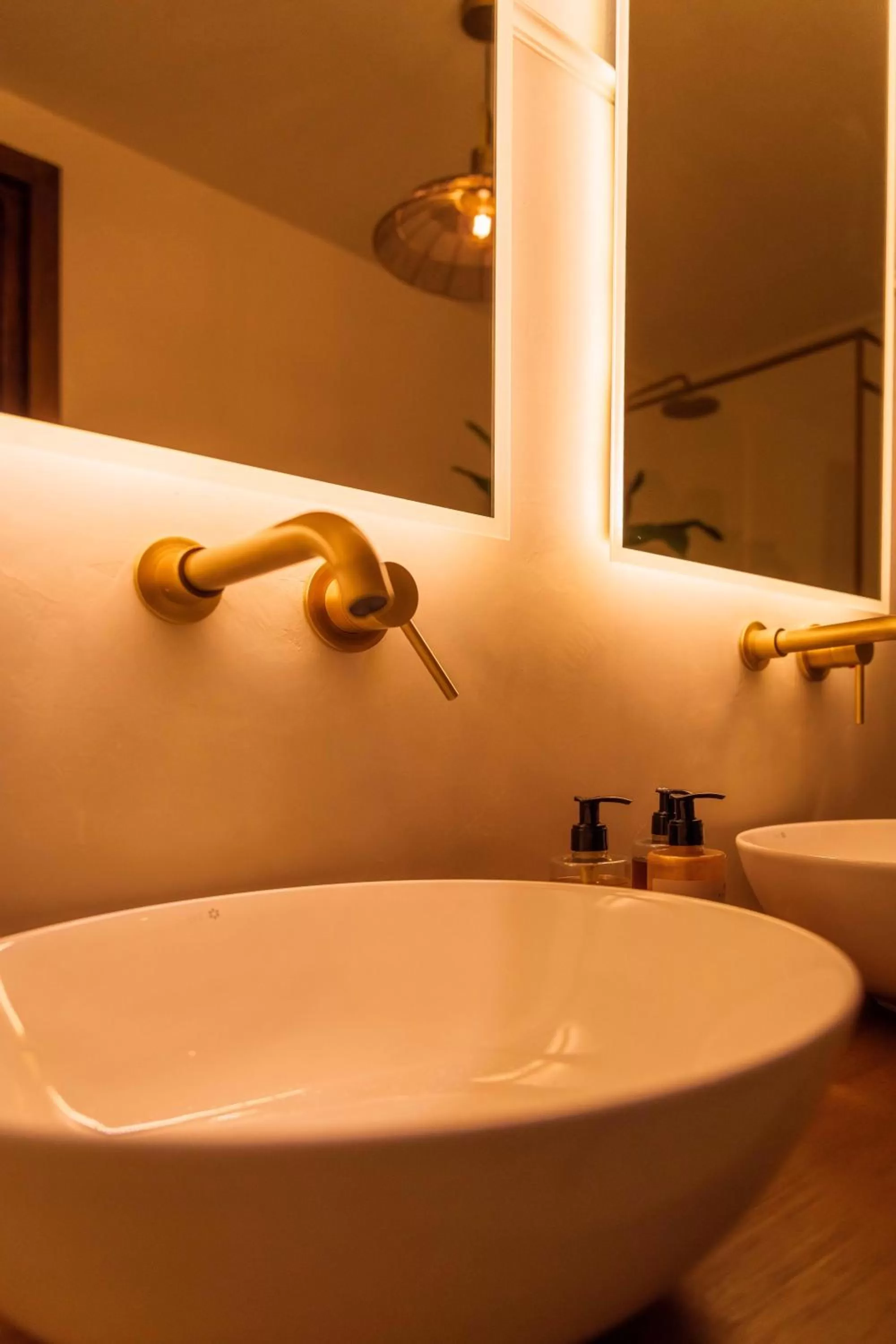 Bathroom in CANDIL SUITE Realejo