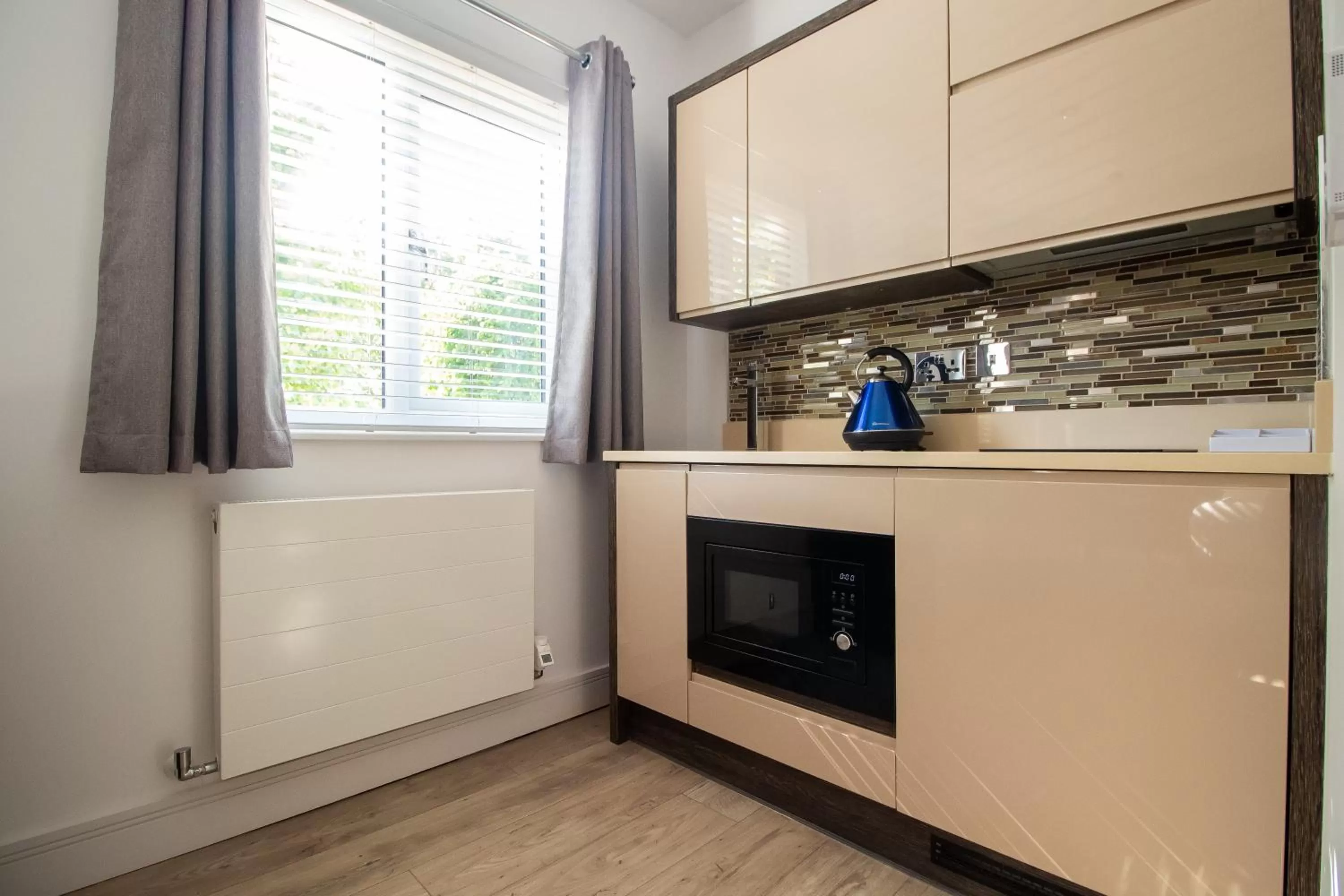 Coffee/tea facilities in Signature Suites