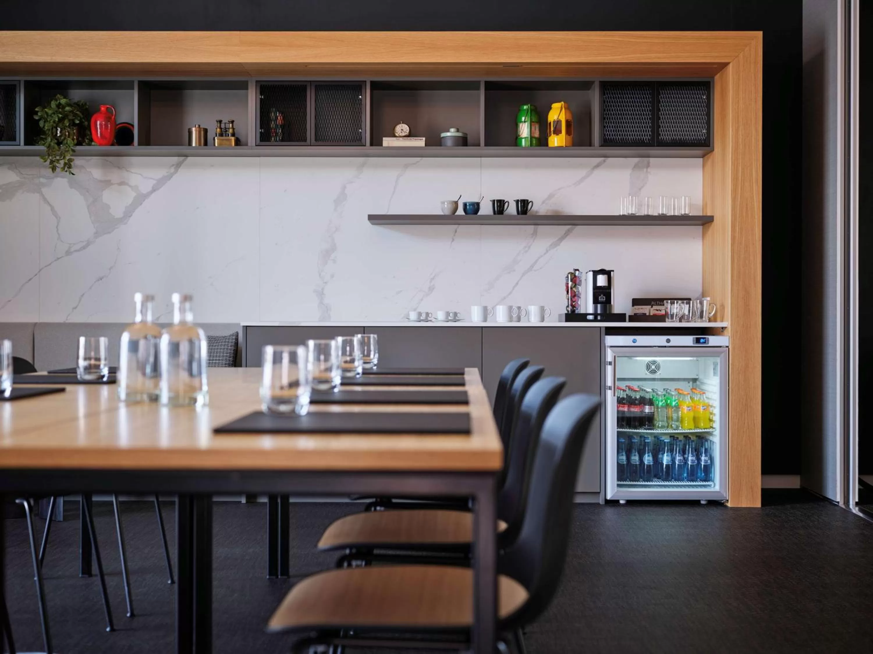 Meeting/conference room in Adina Apartment Hotel Cologne