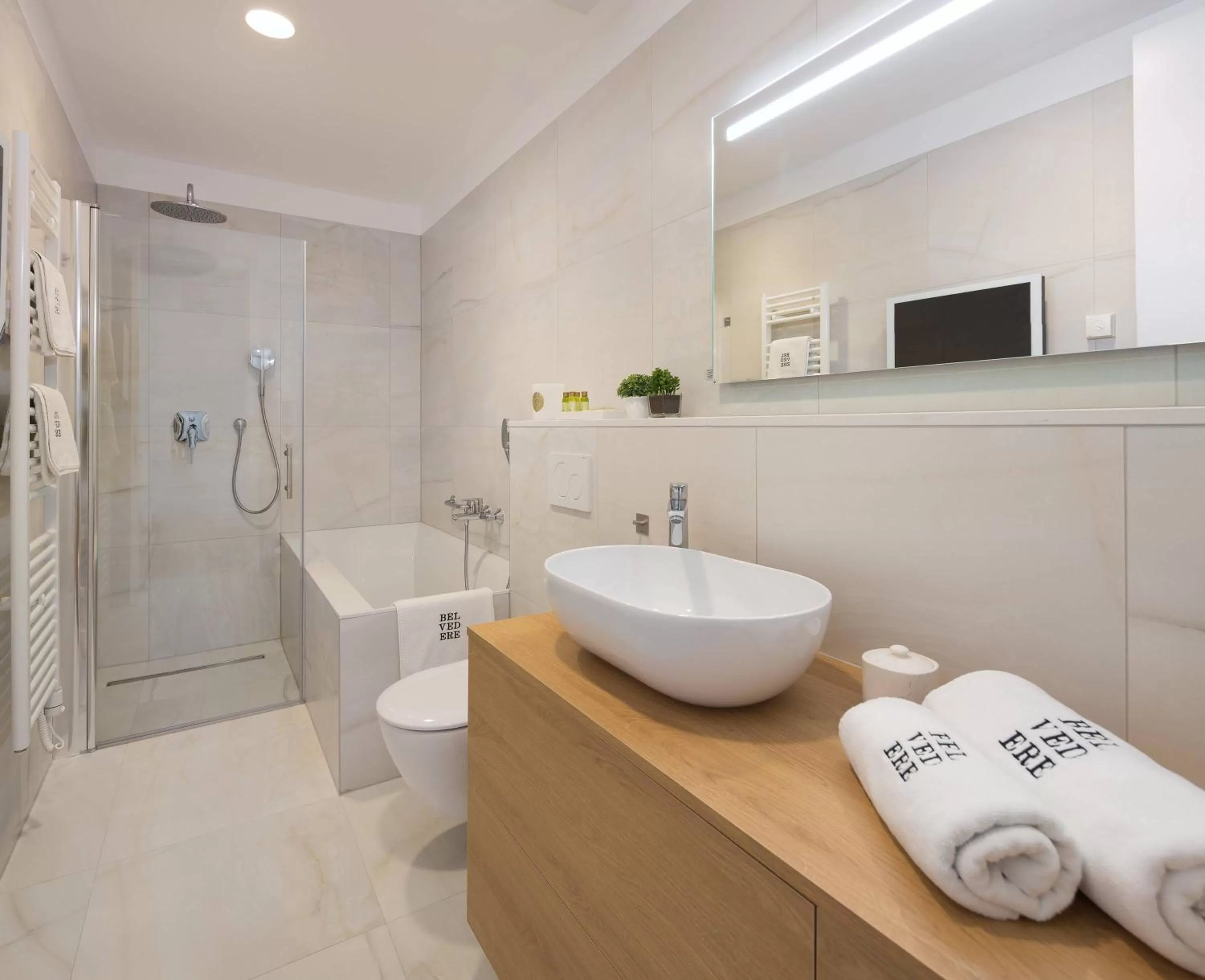 Bathroom in Belvedere Luxury Rooms - Breathtaking View