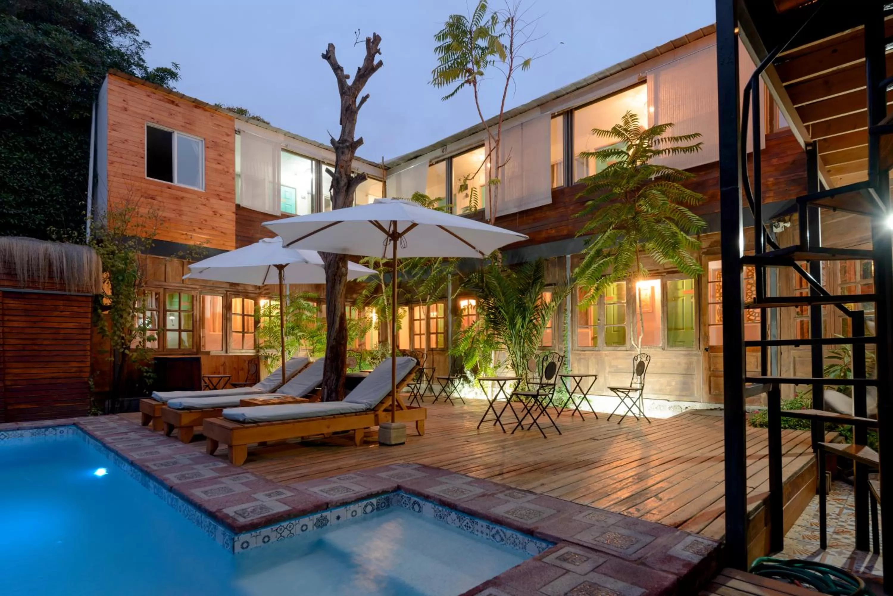 Night, Swimming Pool in Verde Madera Hostel B&B