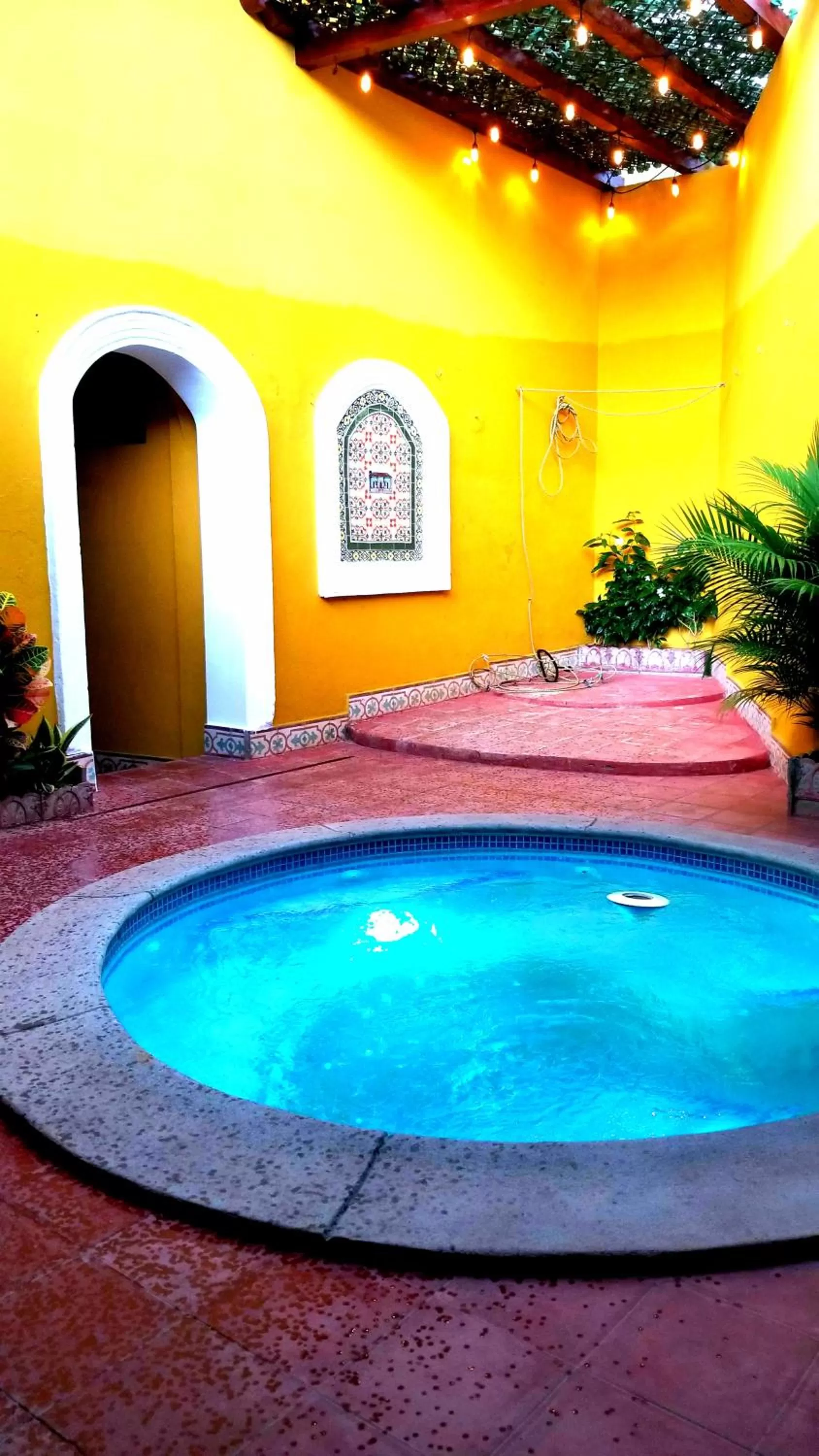 Decorative detail, Swimming Pool in Casa del Agua
