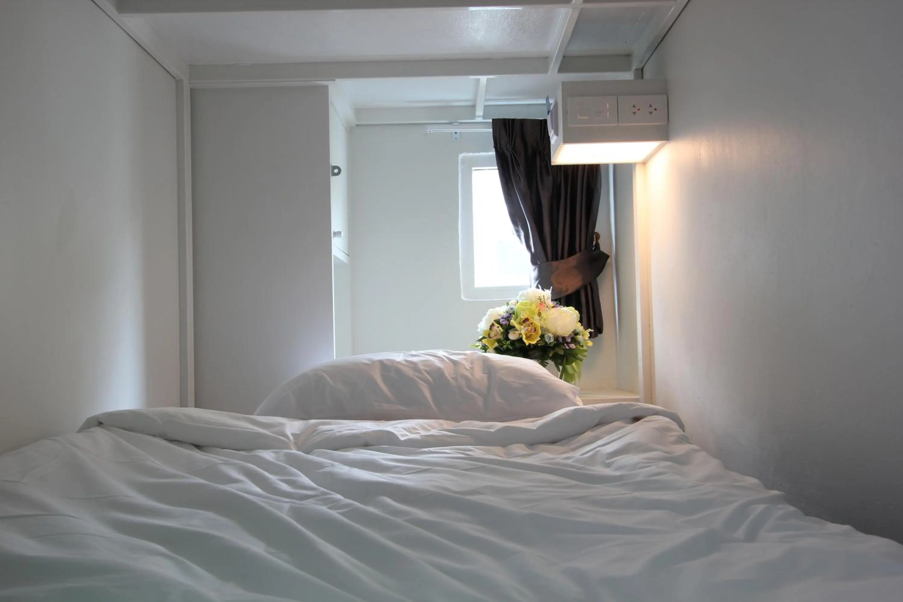 bunk bed, Bed in Diff Hostel