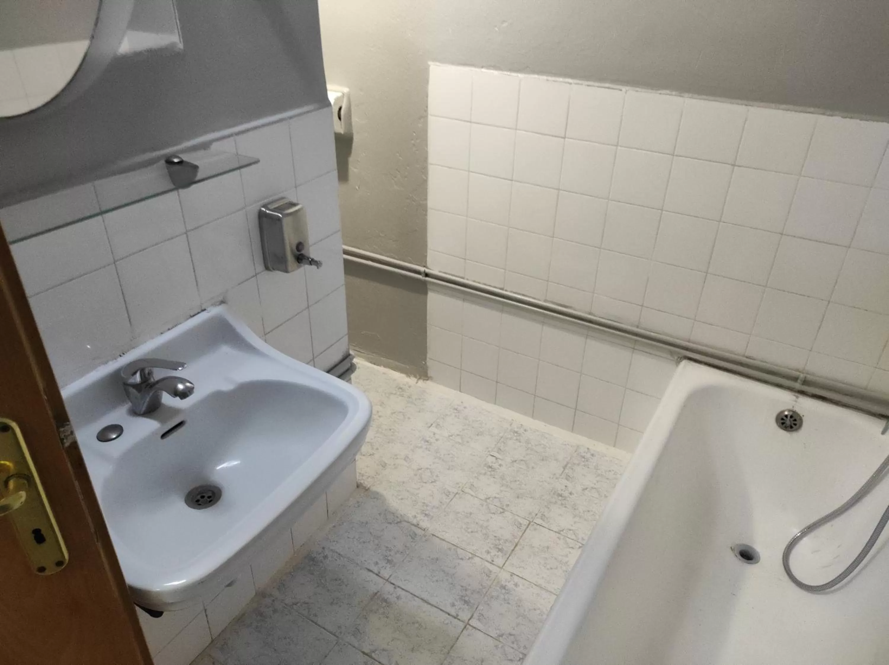 Bathroom in Hotel Lido