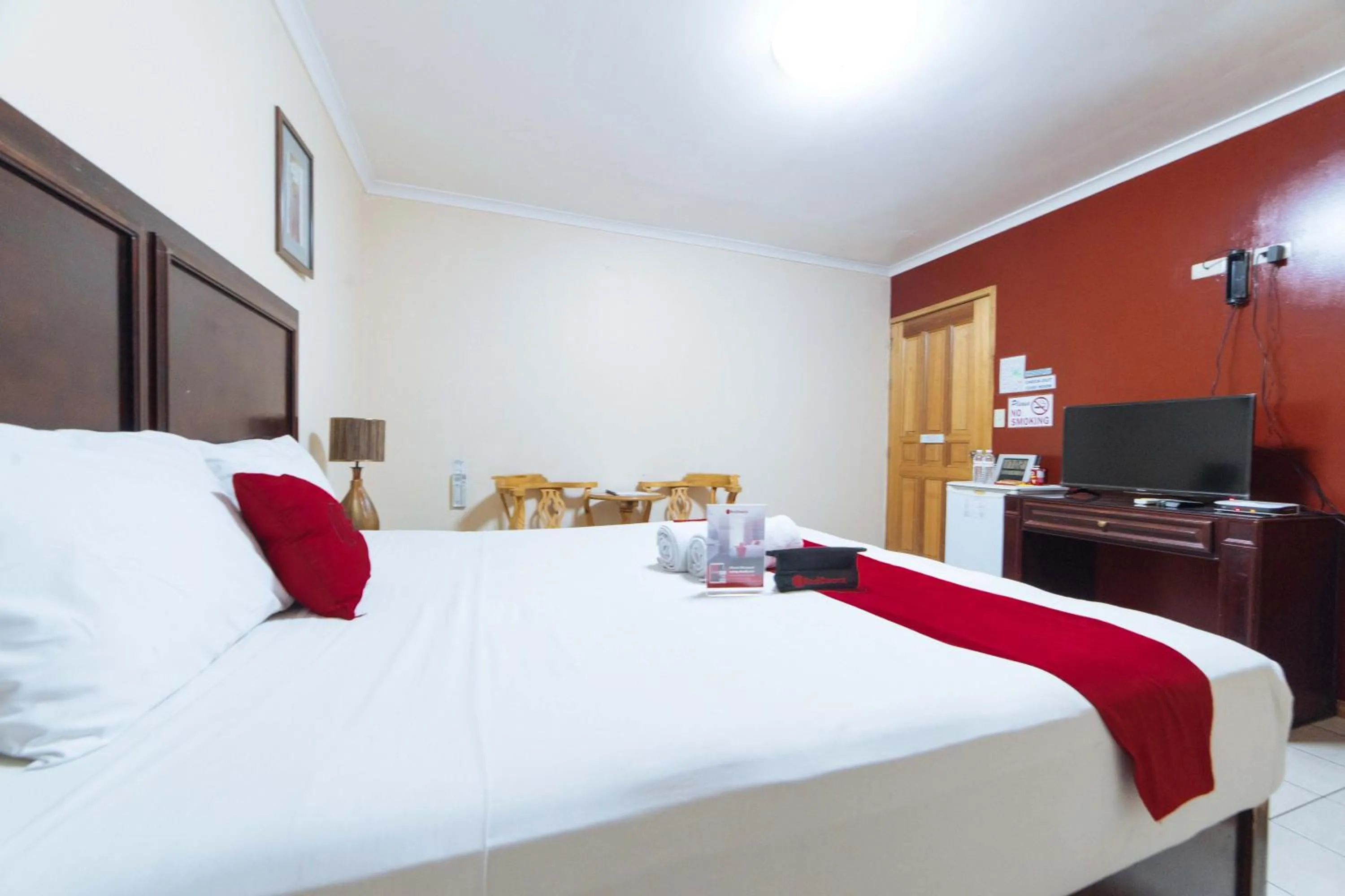 Bed in RedDoorz @ Clarkview 21st Street Angeles City