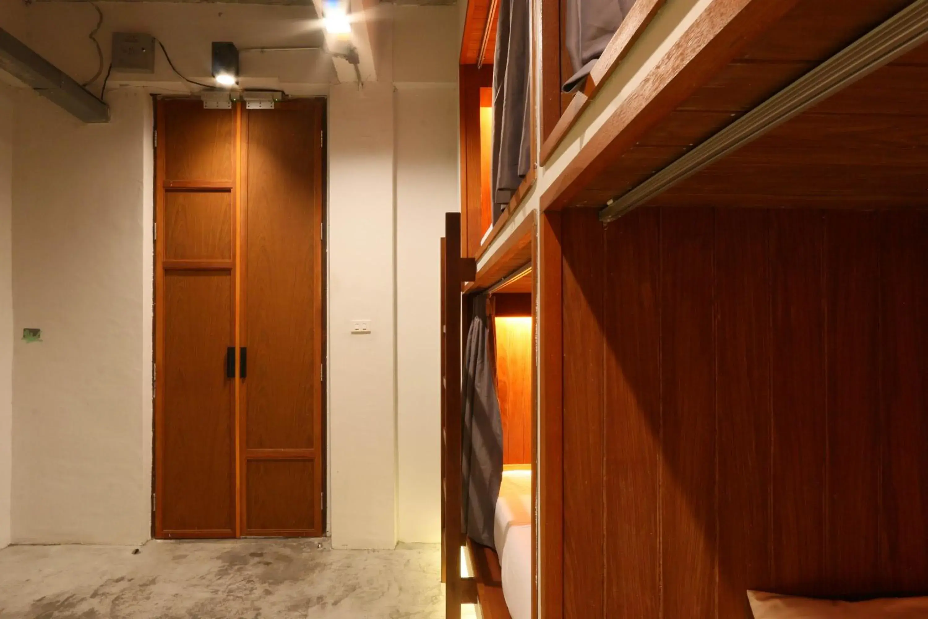 Bed in 8-Bed Female Dormitory Room in Once Again Hostel Bed in 8-Bed Female Dormitory Room in Once Again Hostel