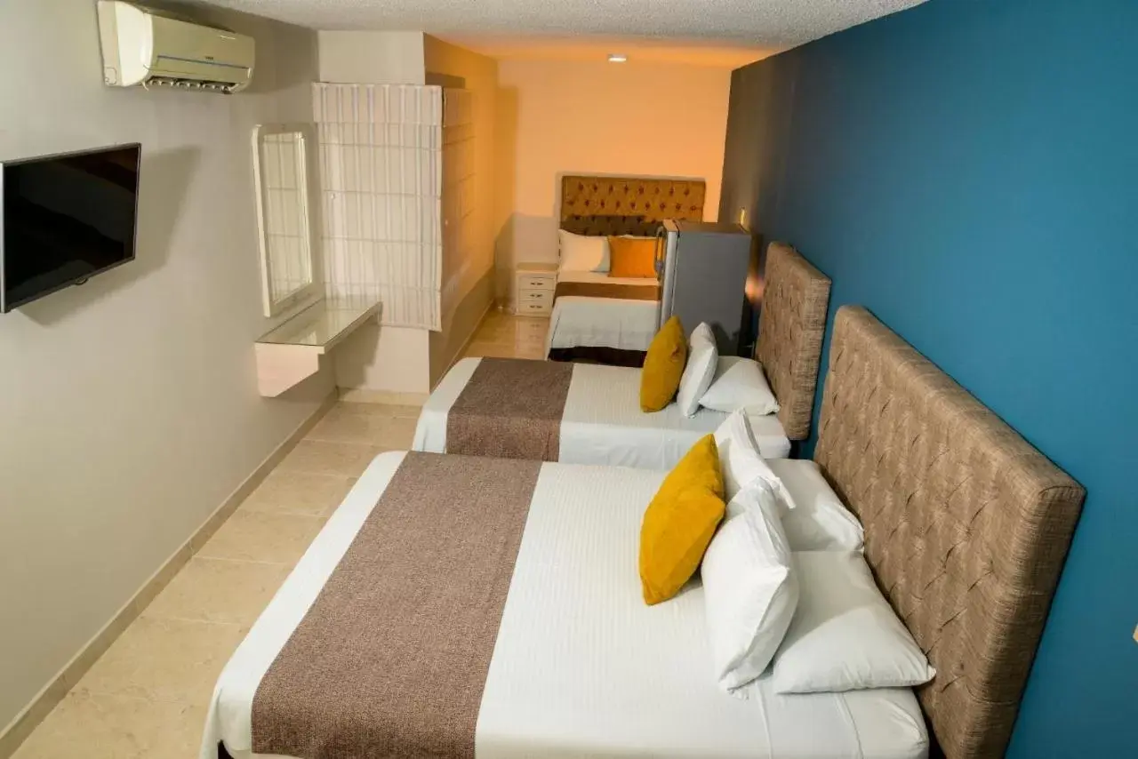 Deluxe Double or Twin Room in Hotel Prado 34 West Deluxe Double or Twin Room in Hotel Prado 34 West