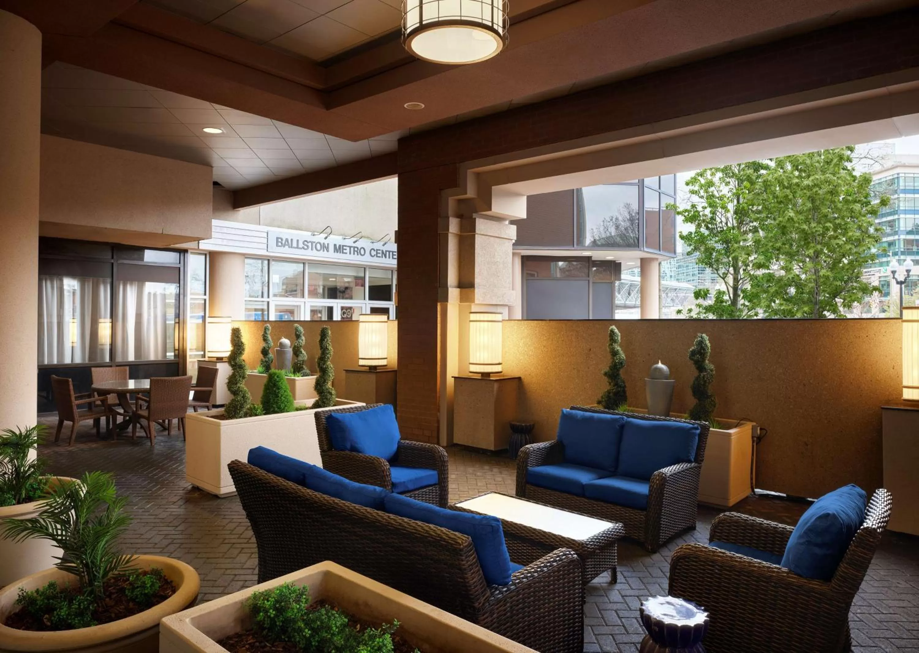 Inner courtyard view in Hilton Arlington