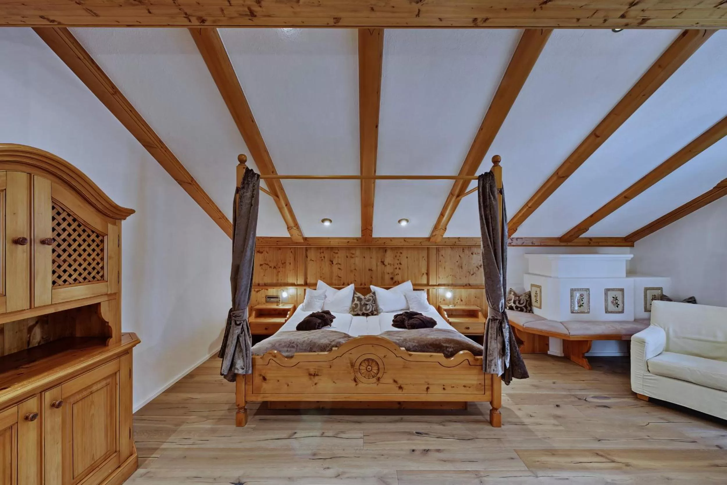 Photo of the whole room, Bed in DIANA Naturpark Hotel - mit Oberstaufen Plus Golf-Gästekarte