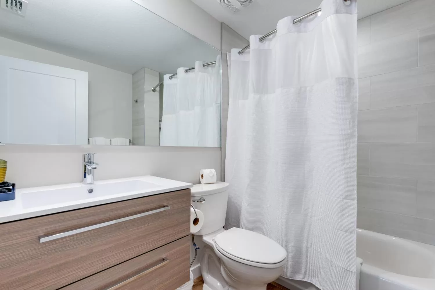 Escape Coastal Resort on Casey Key