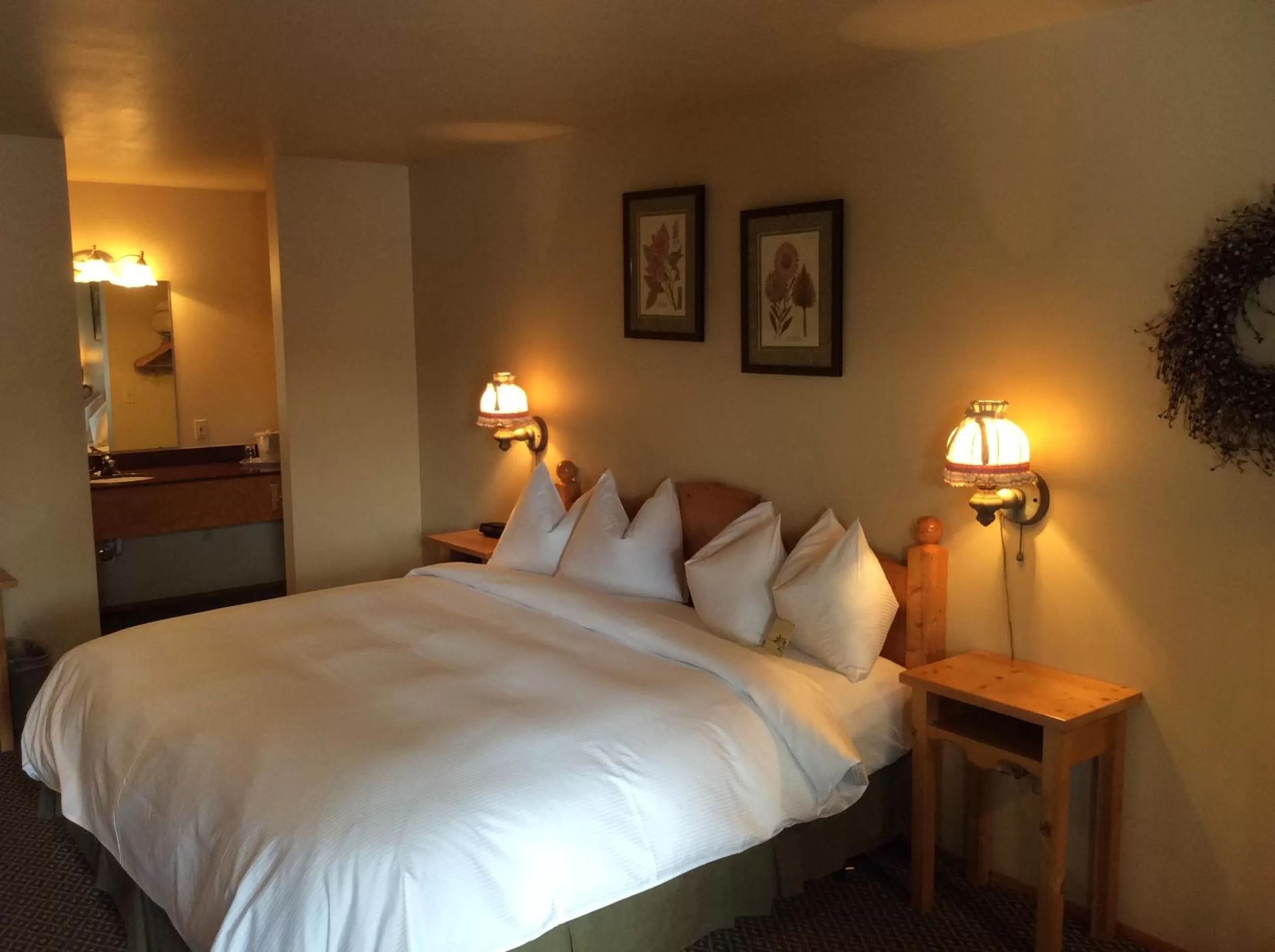 Decorative detail in Linderhof Inn