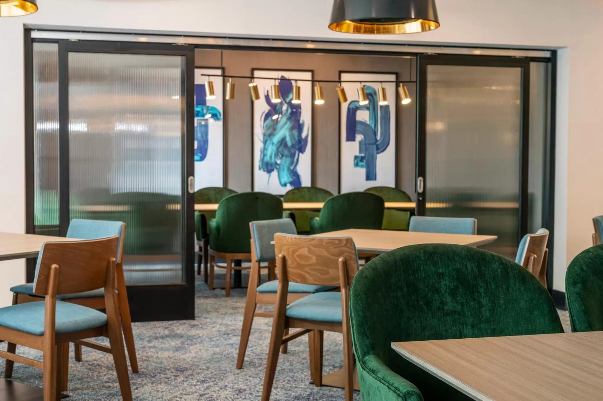 Restaurant/places to eat in Holiday Inn Kingston - Waterfront by IHG