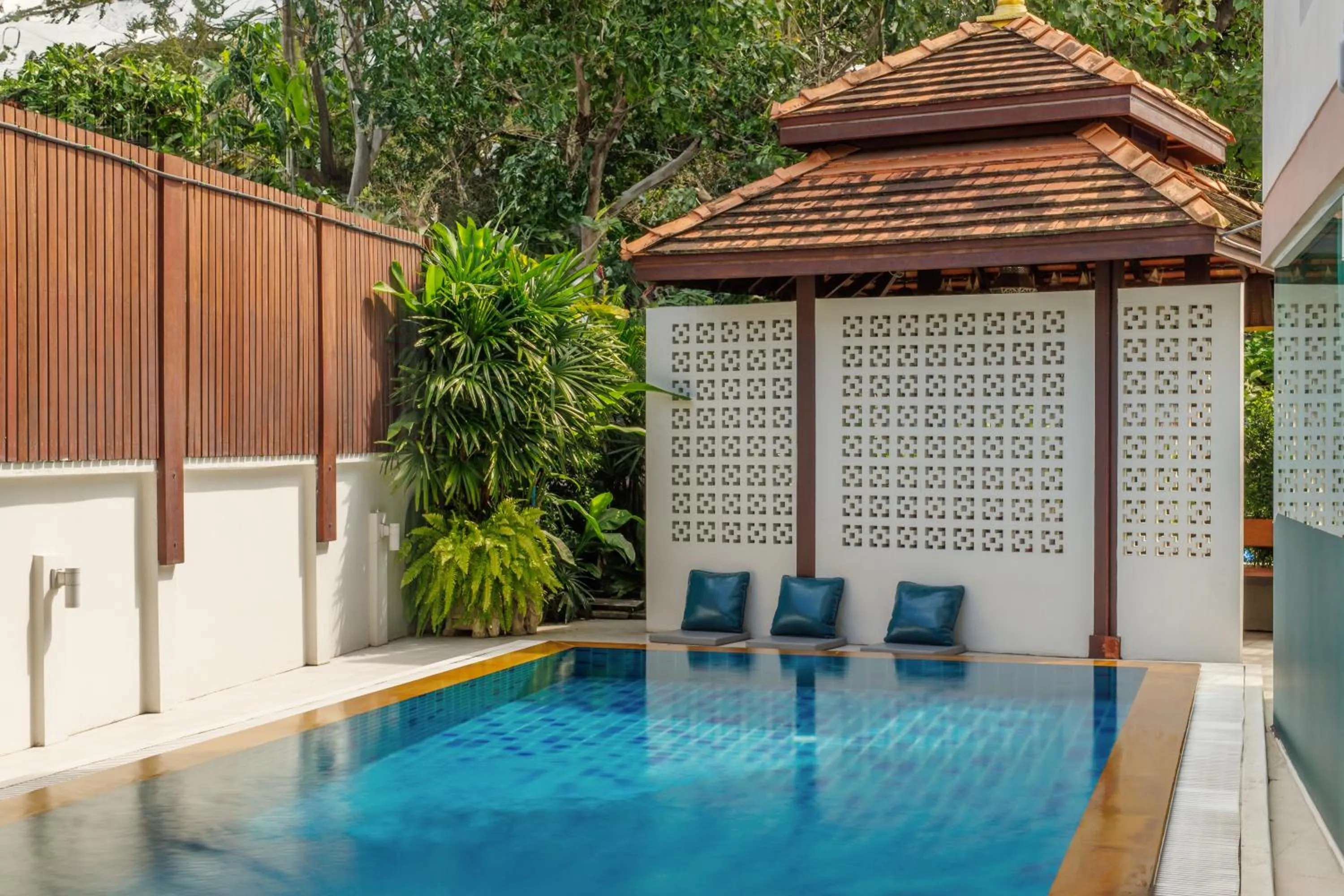 Communal lounge/ TV room in Rendezvous Classic House