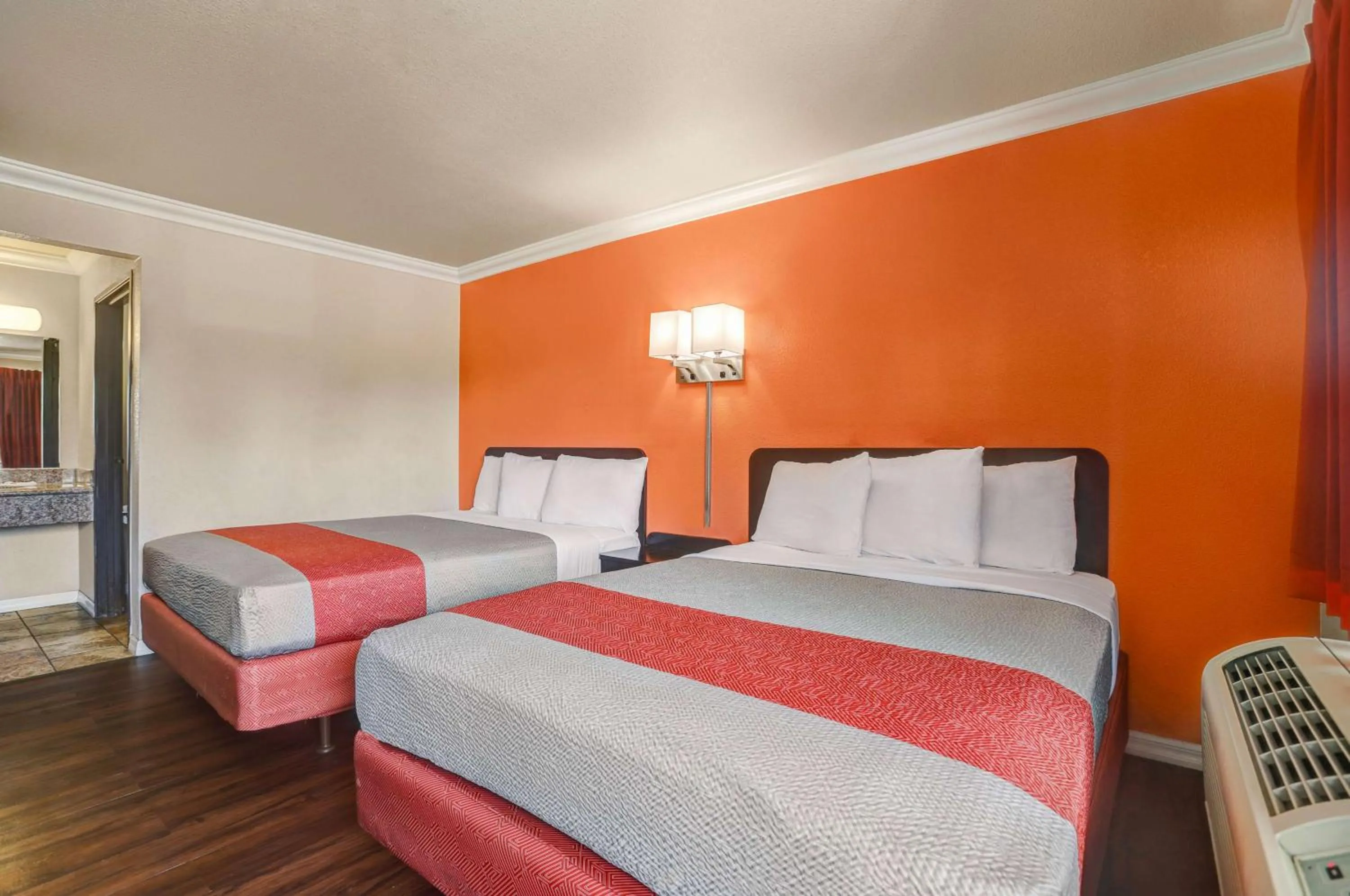 Photo of the whole room, Bed in Motel 6-Fresno, CA - Belmont Ave