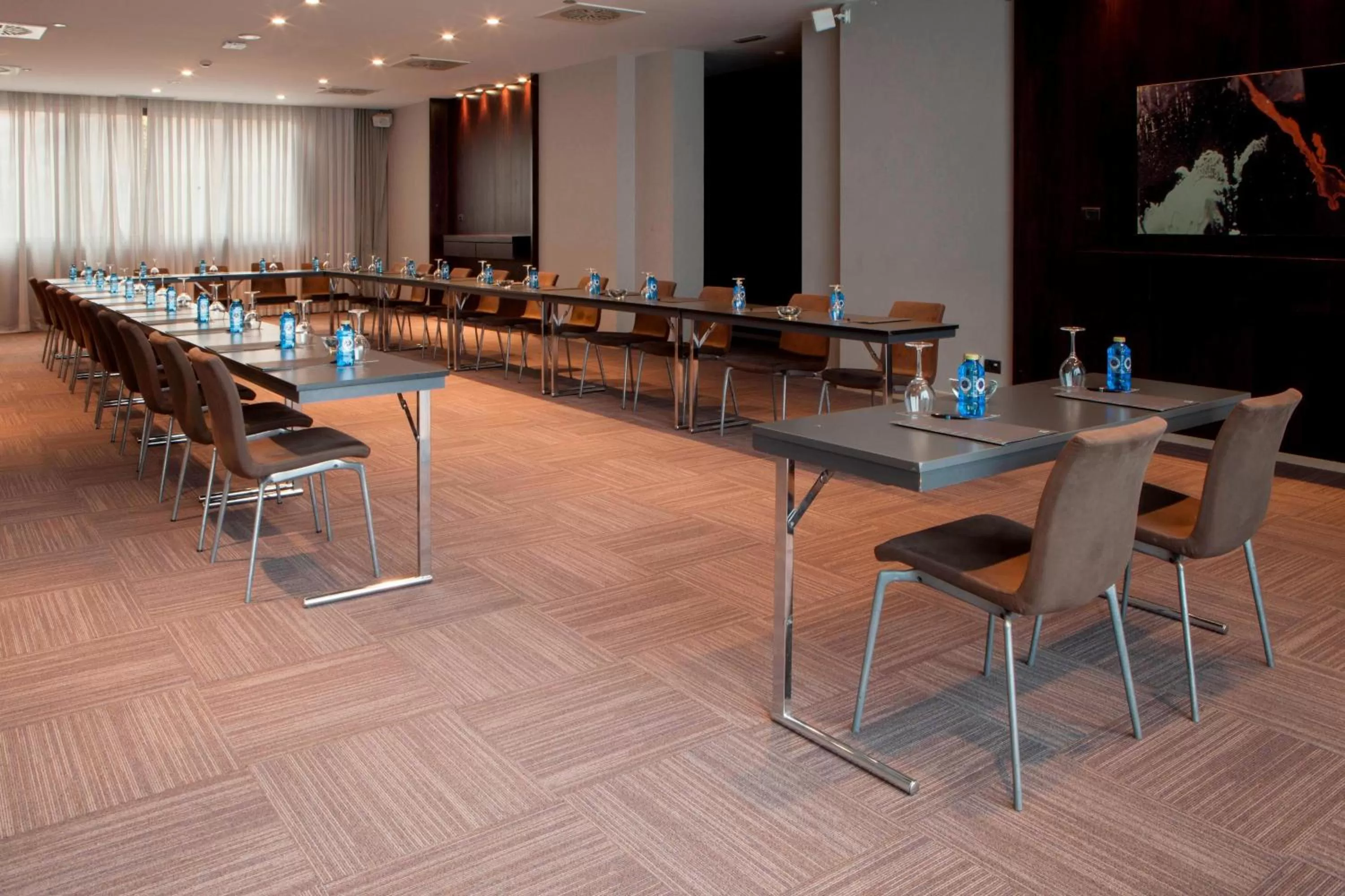 Meeting/conference room in AC Hotel Valencia by Marriott