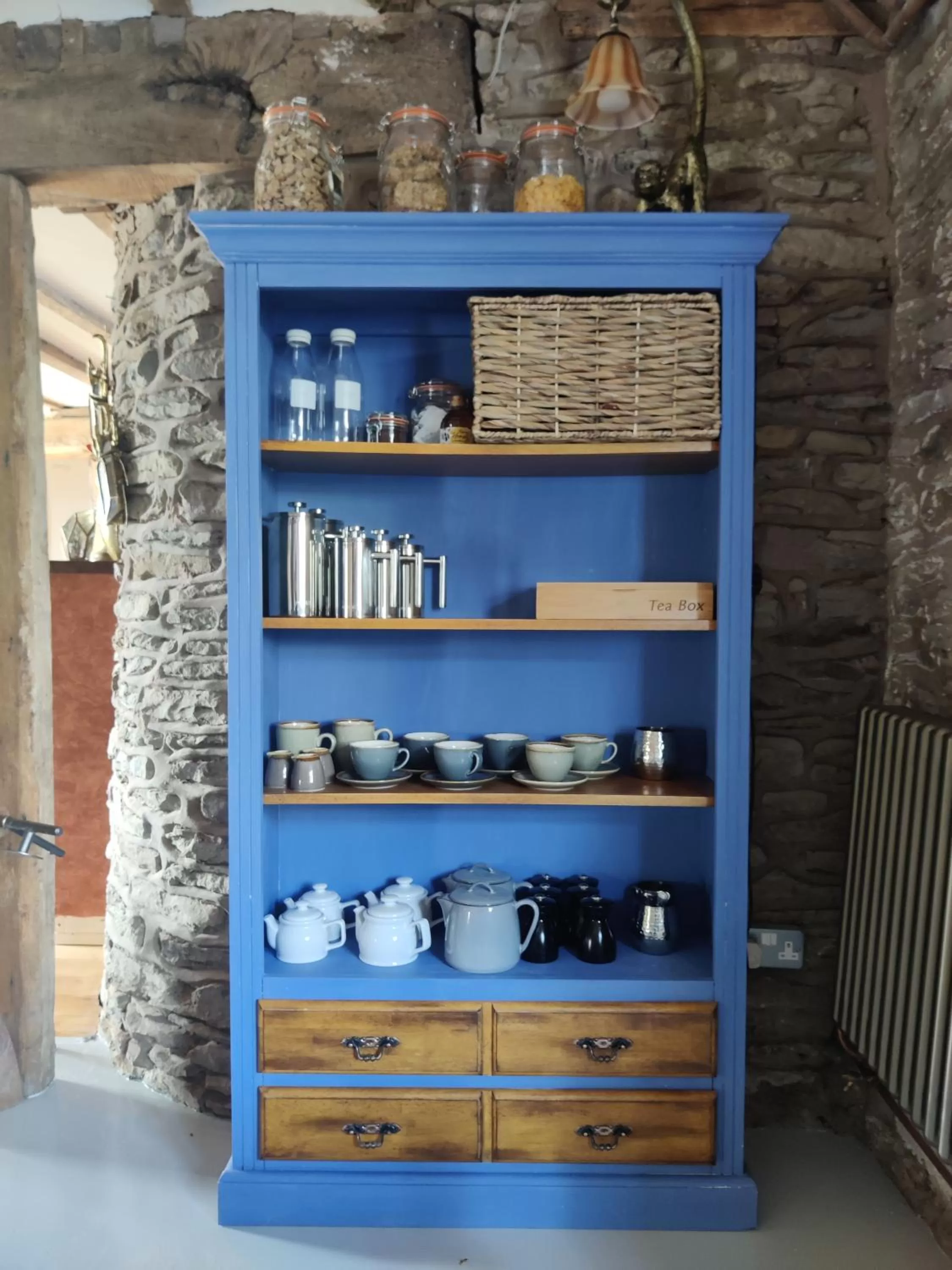 Breakfast in Hanley House