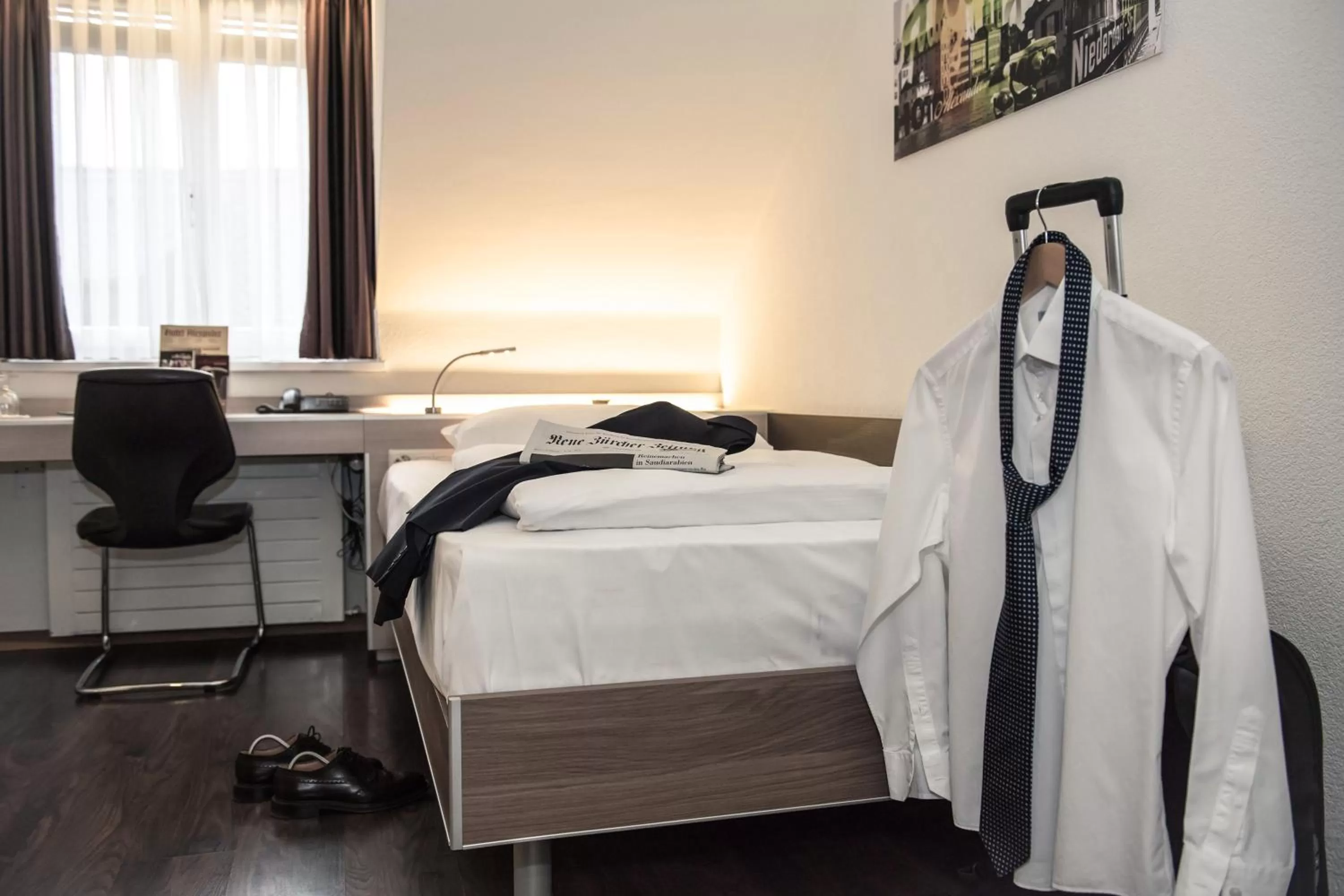 Photo of the whole room, Bed in Hotel Alexander Zurich Old Town