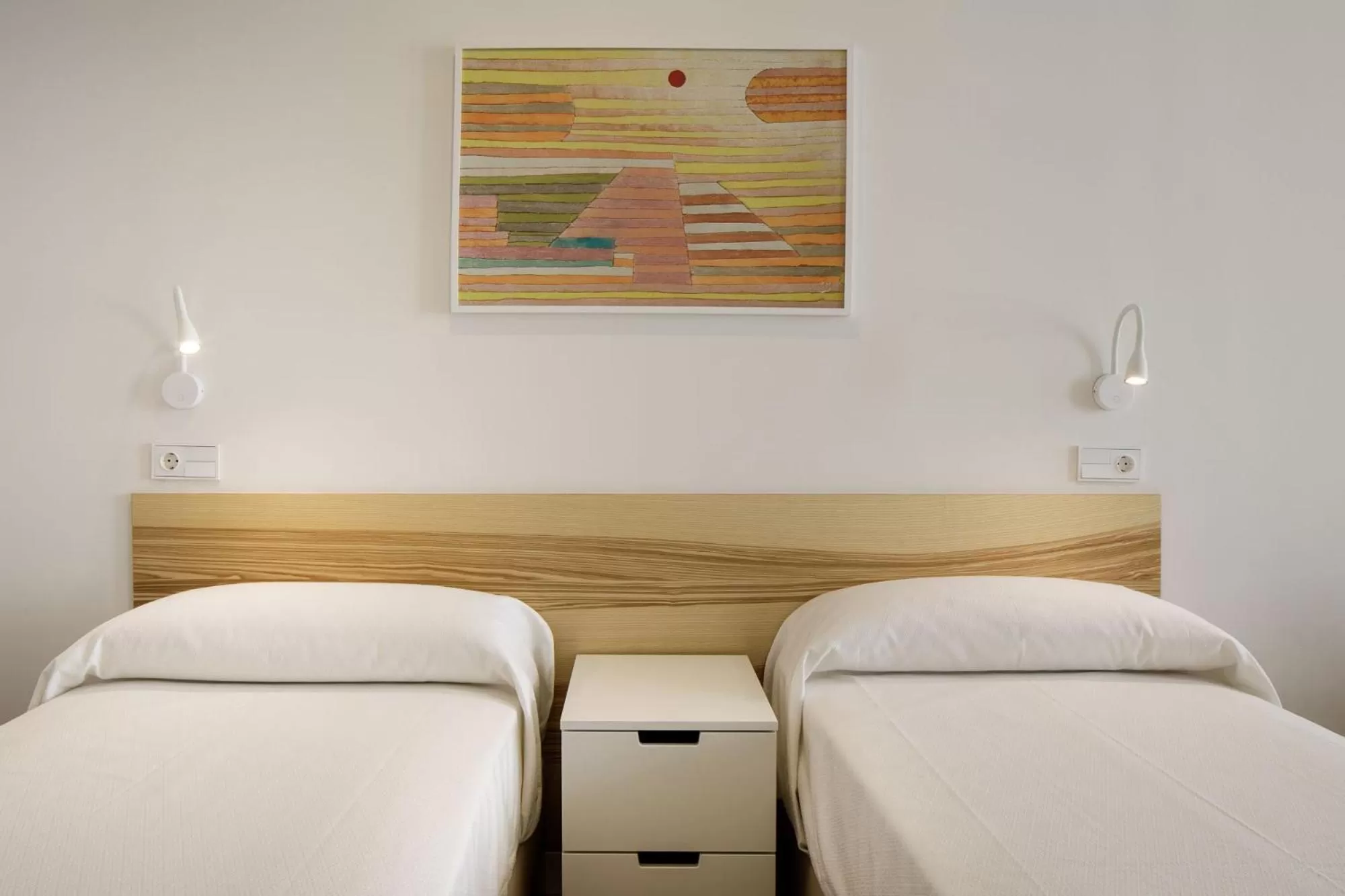 Photo of the whole room, Bed in Mush Room Apartamentos