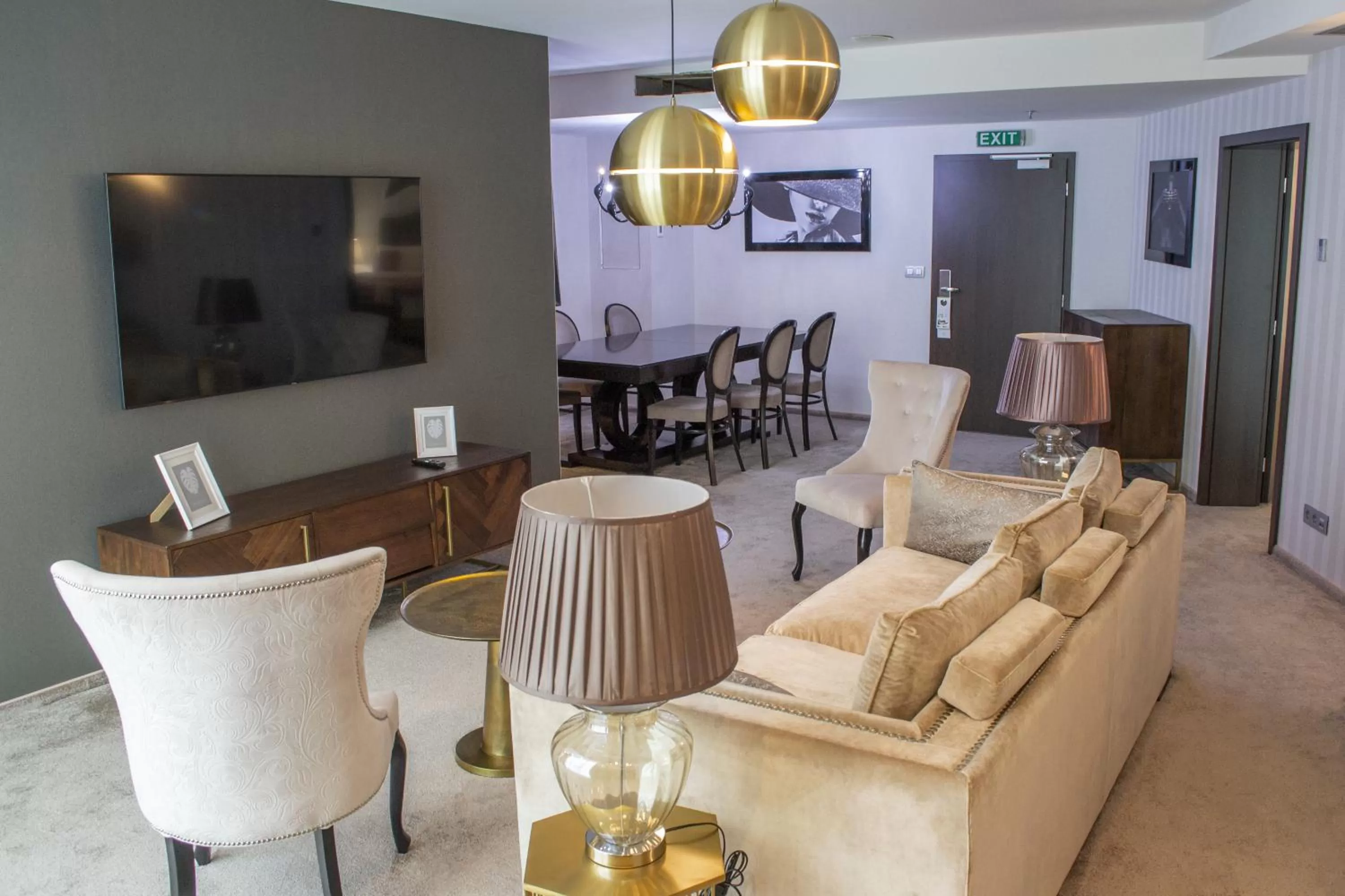 TV and multimedia in Holiday Inn Trnava by IHG