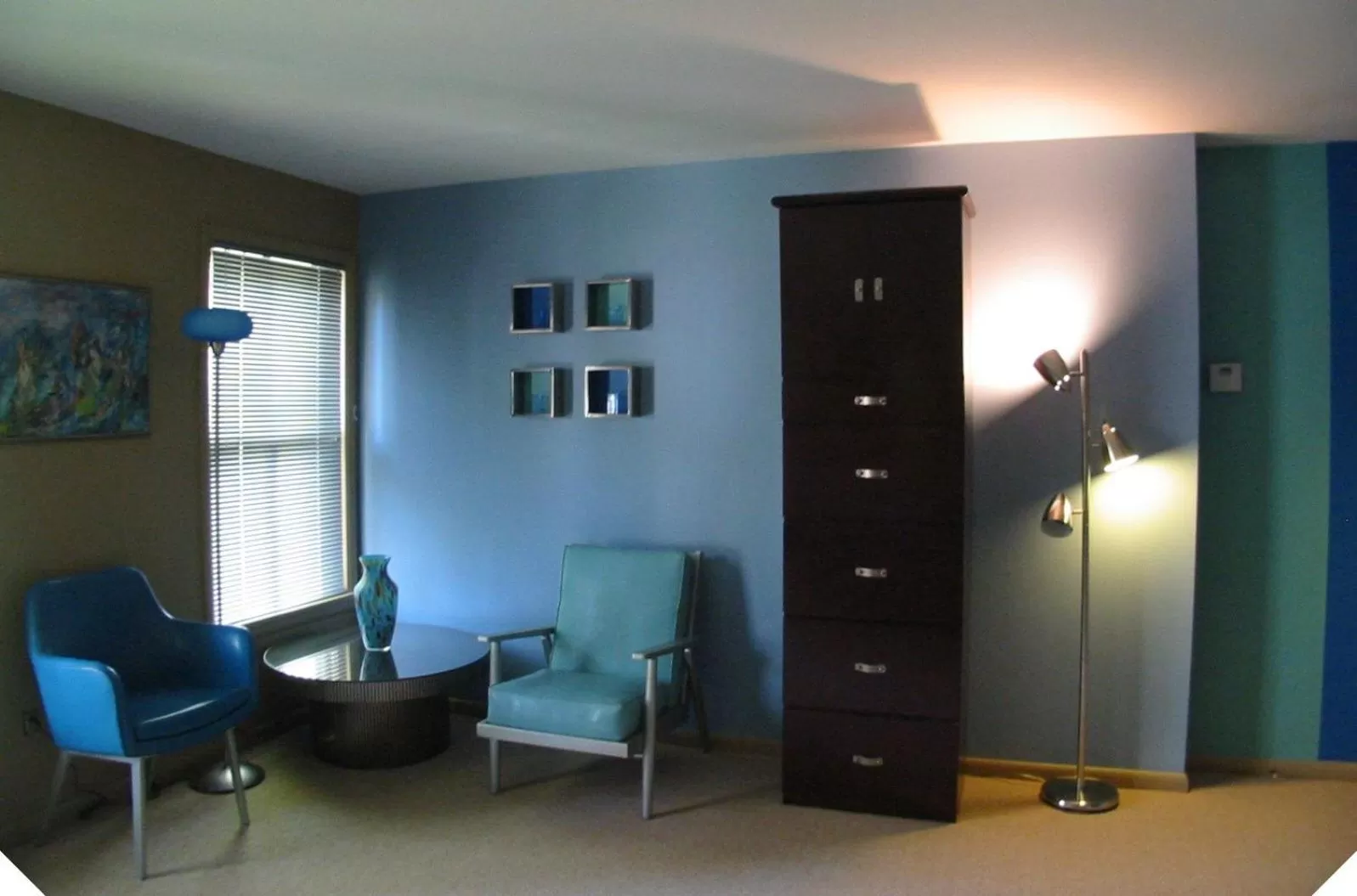 Living room in The Roxbury