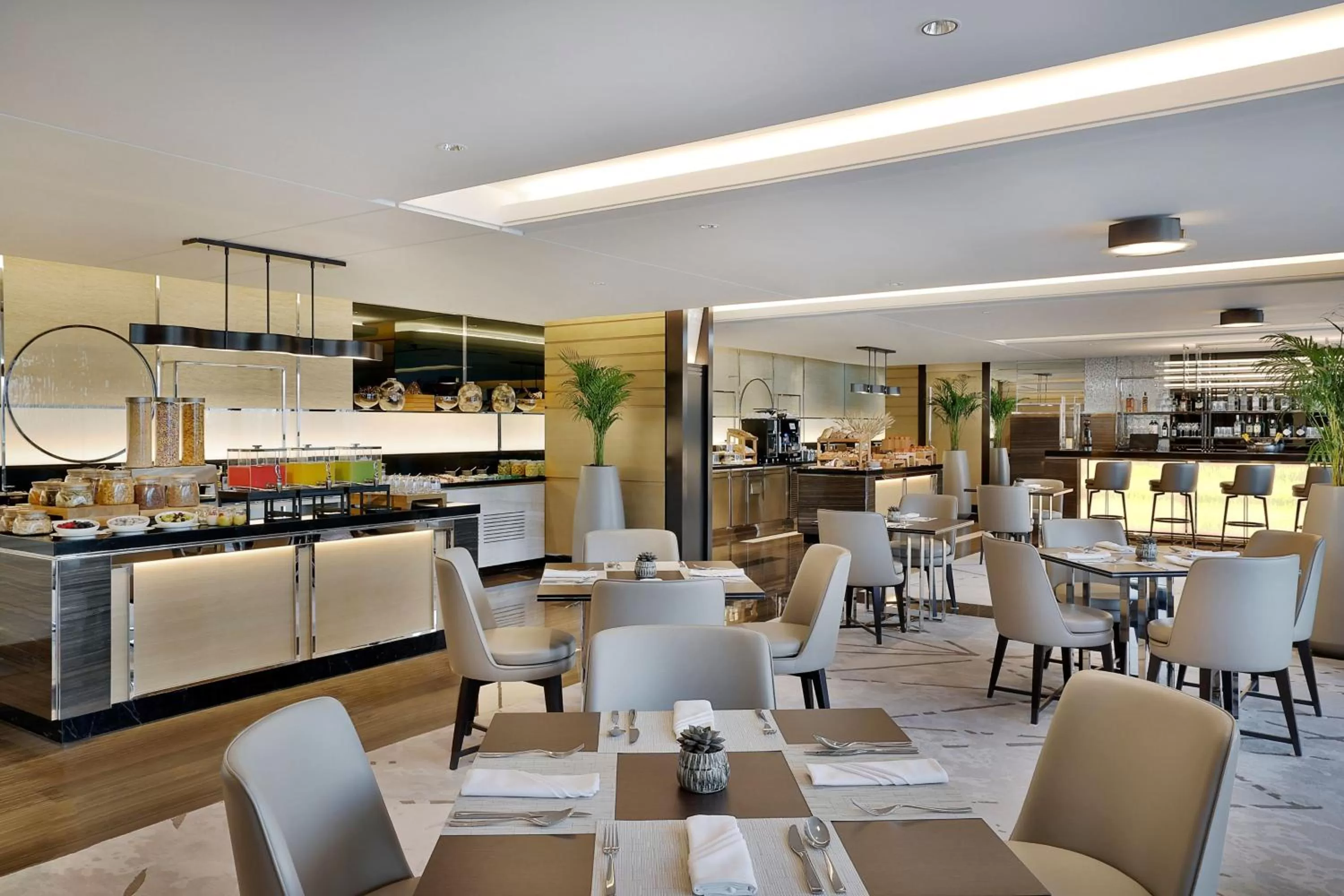 Lounge or bar in Marriott Resort Palm Jumeirah, Dubai