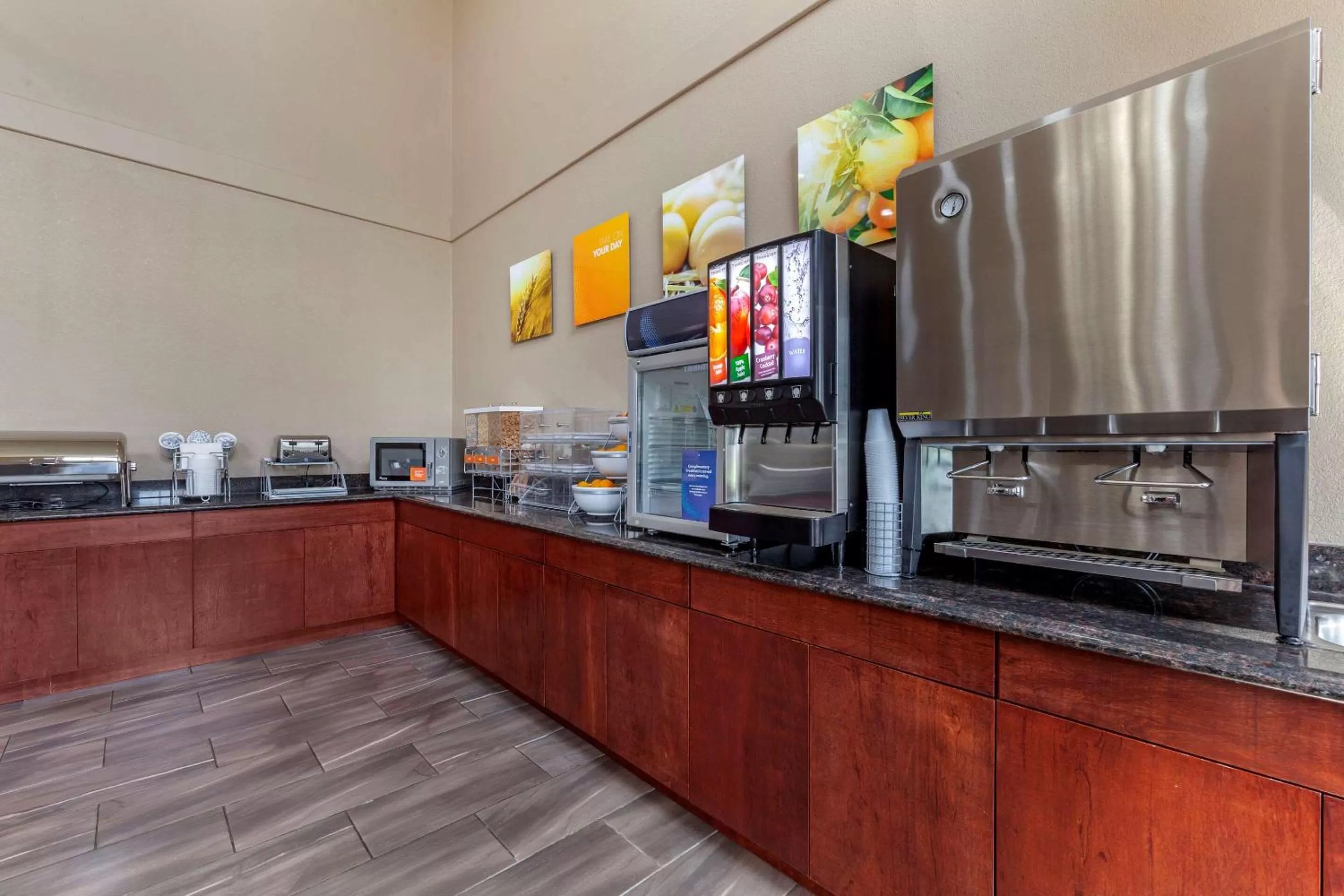 Restaurant/places to eat in Comfort Suites Delavan - Lake Geneva Area