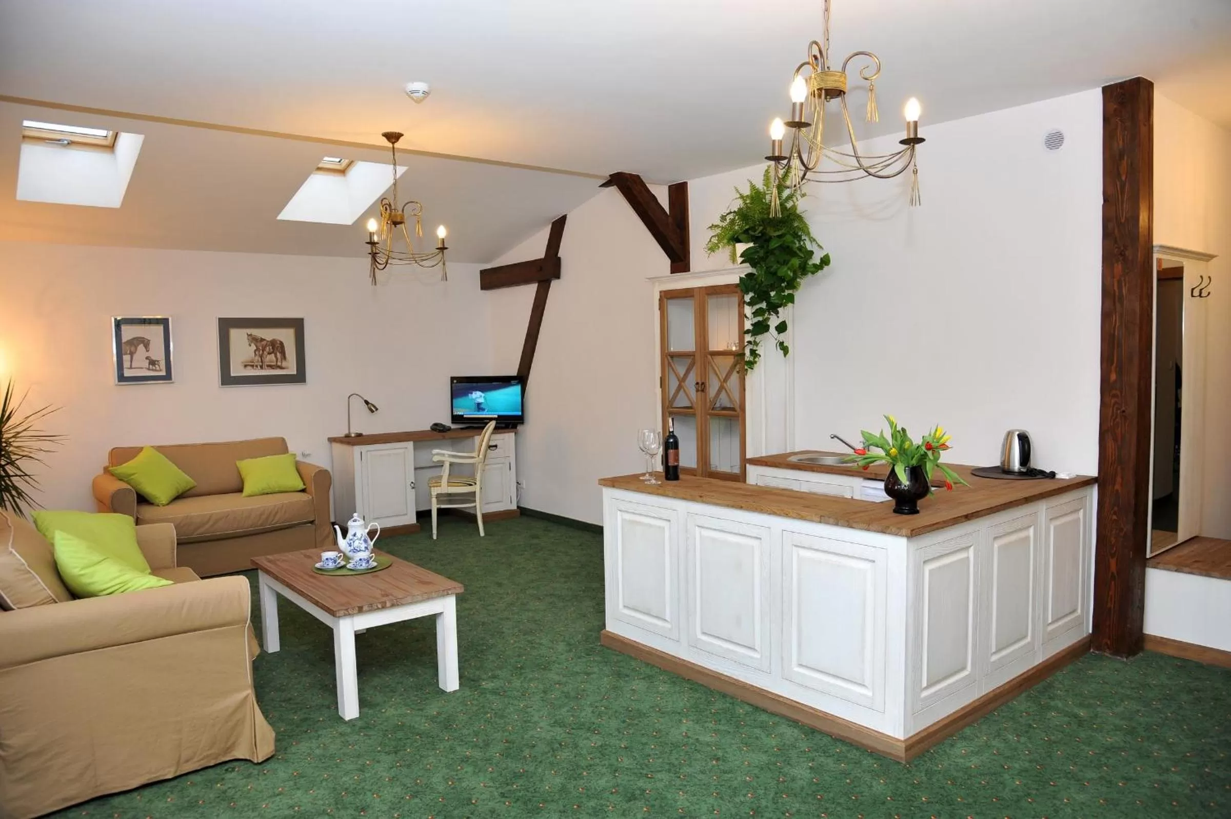 Photo of the whole room in Hotel Sandro Silver & Spichlerz Antoniny