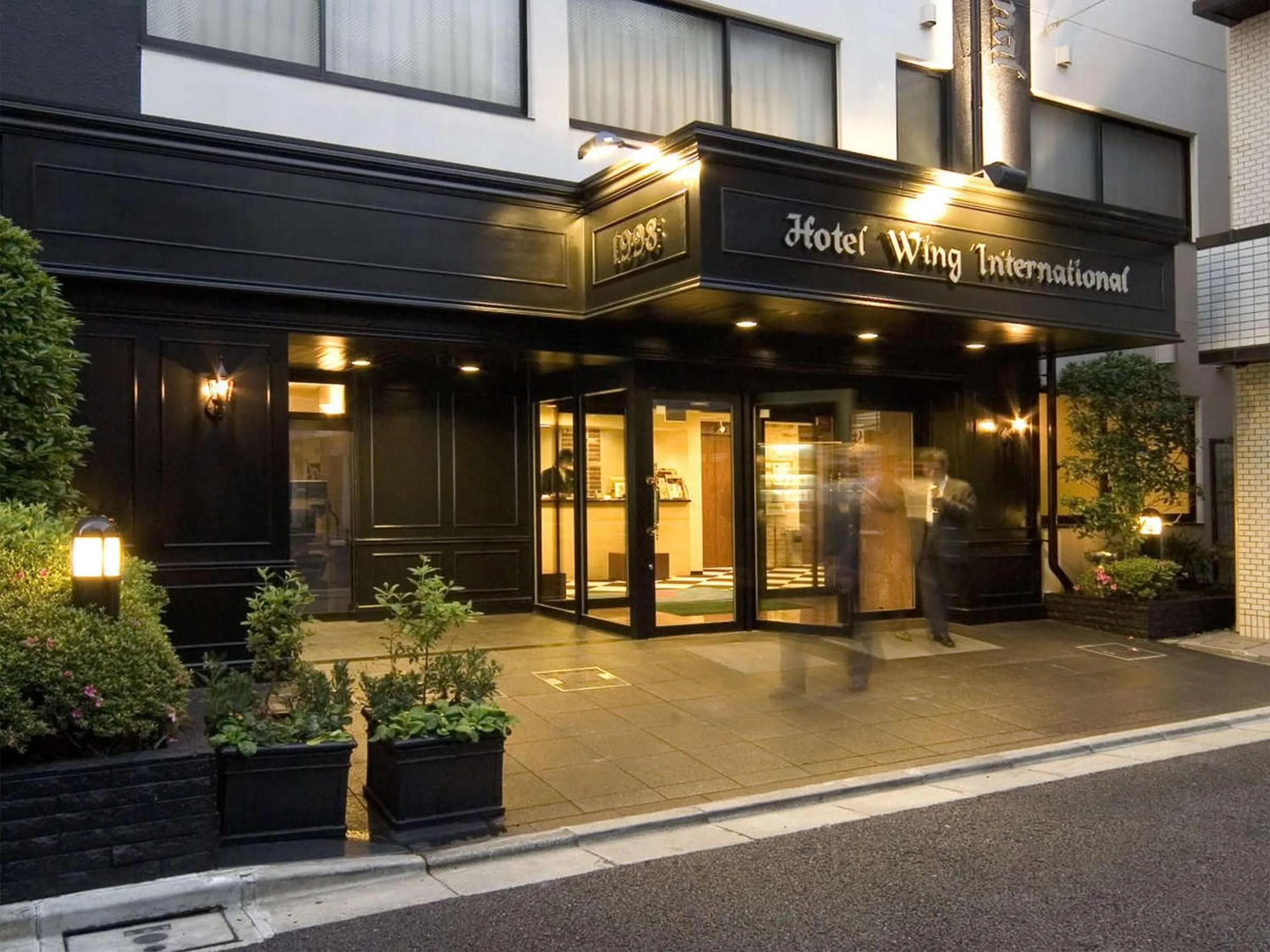 Property building in Hotel Wing International Korakuen