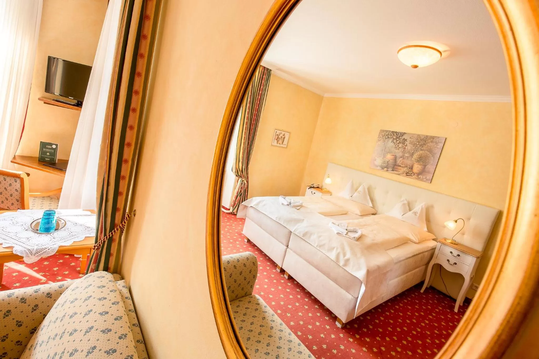 Photo of the whole room, Bed in Hotel Schloss Lerchenhof