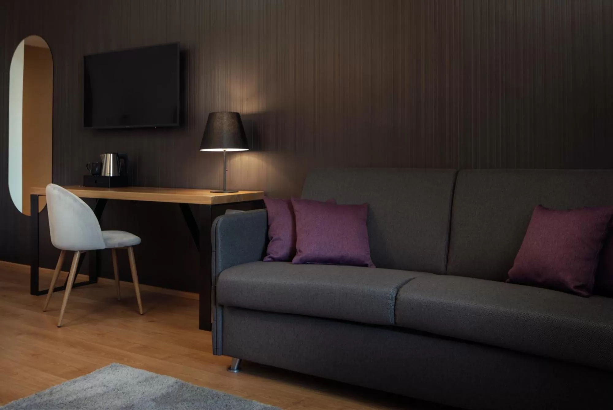 TV and multimedia in MOODs Charles Bridge