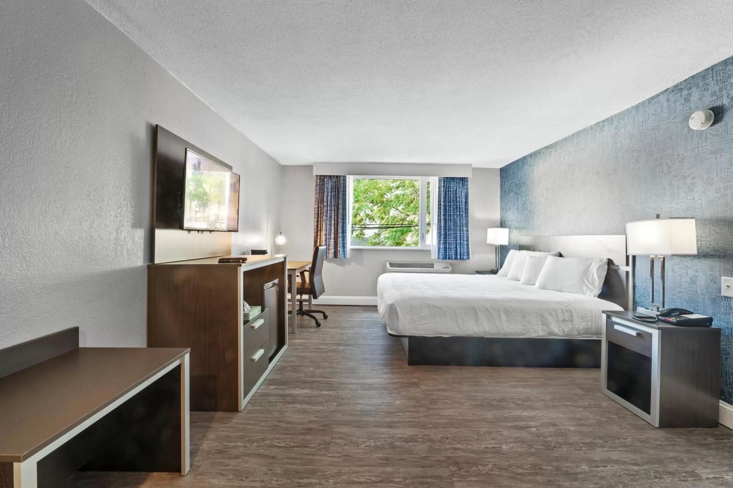 Photo of the whole room, Bed in Inn On Arsenal