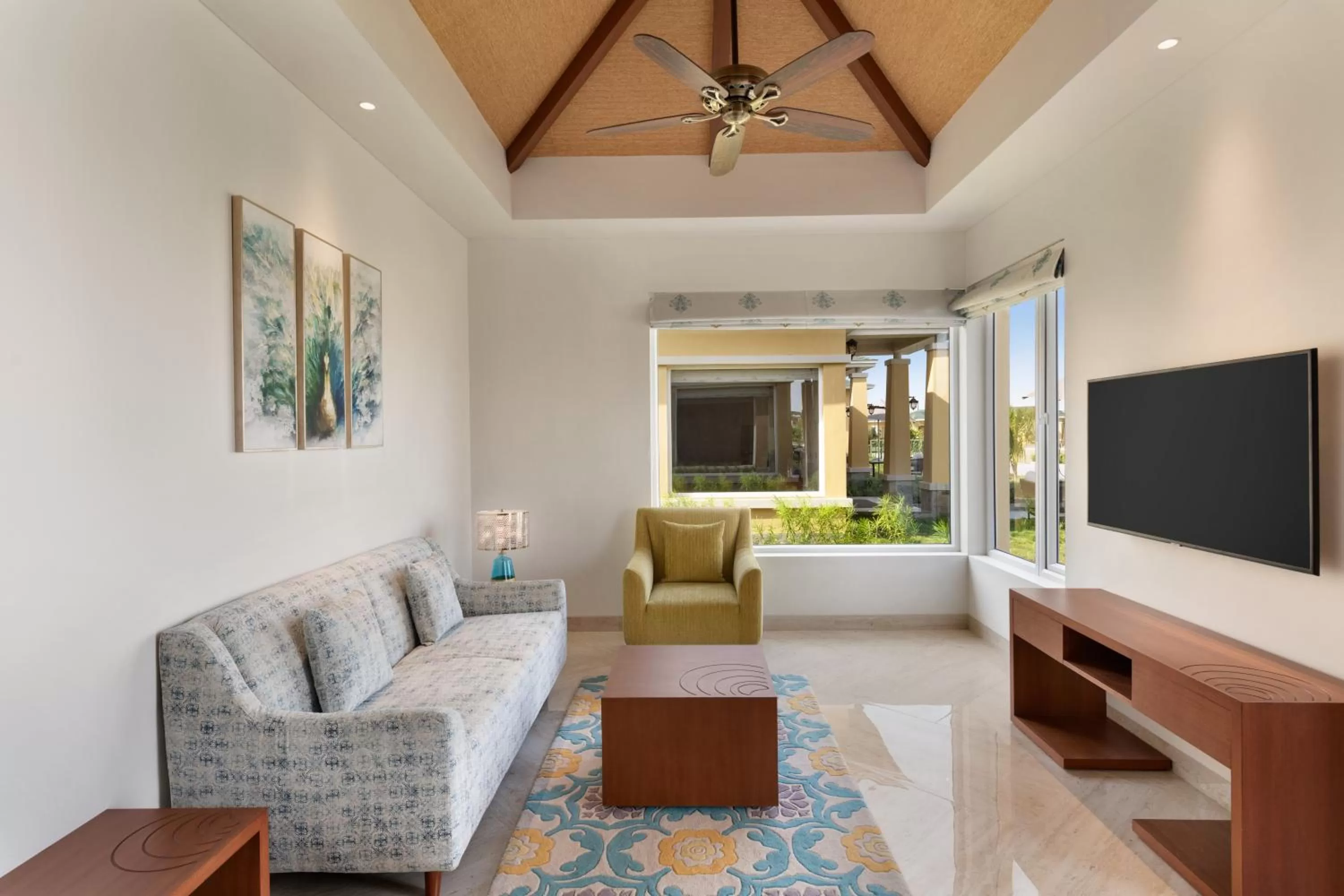 Living room in Hawthorn Suites by Wyndham Dwarka