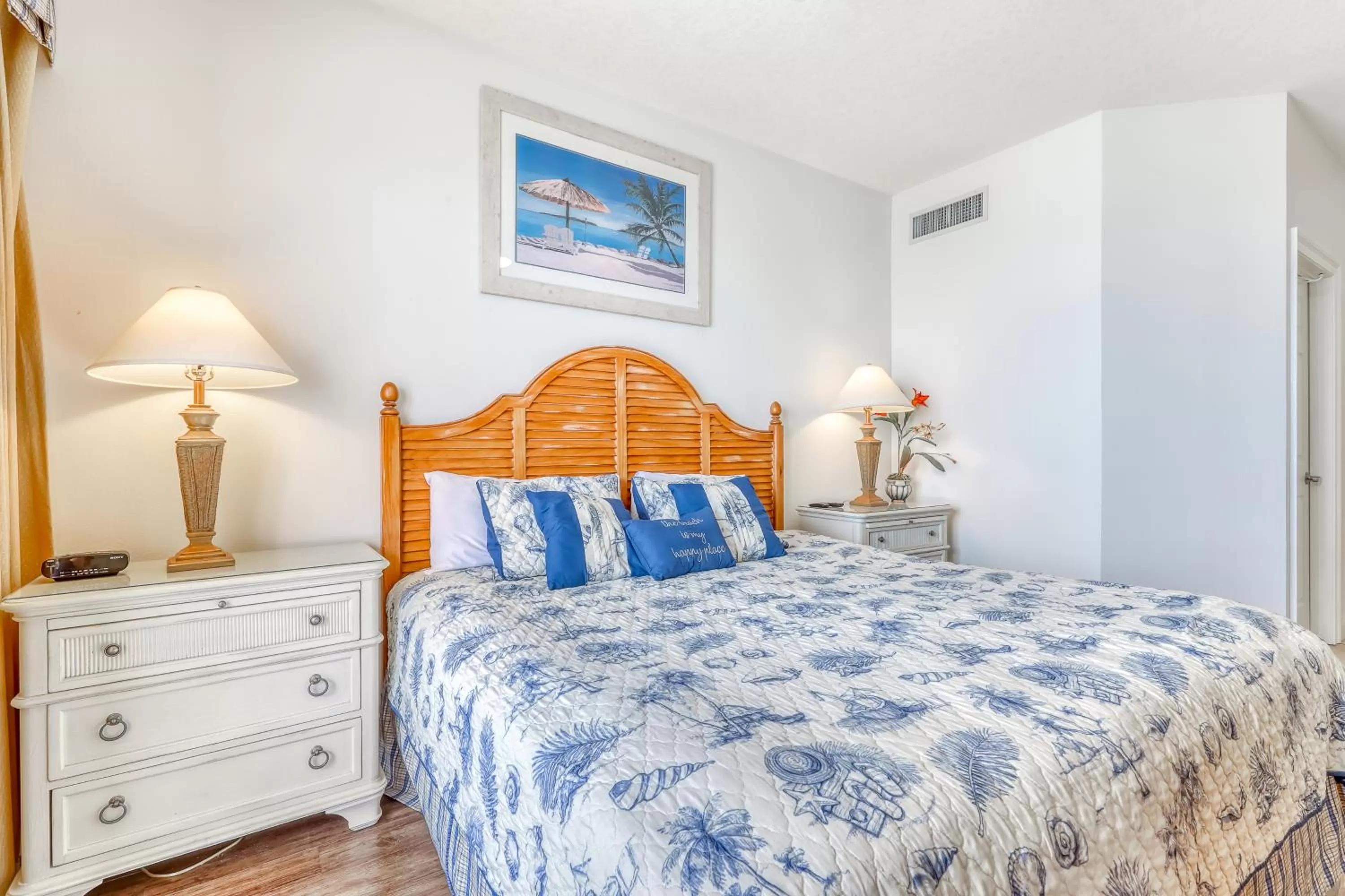 Bed in Calypso Resort