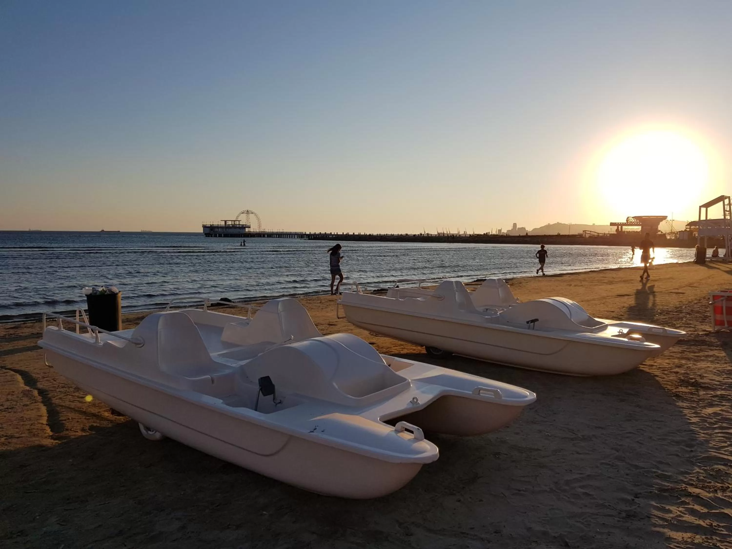 Sunrise/Sunset in Vila MAX