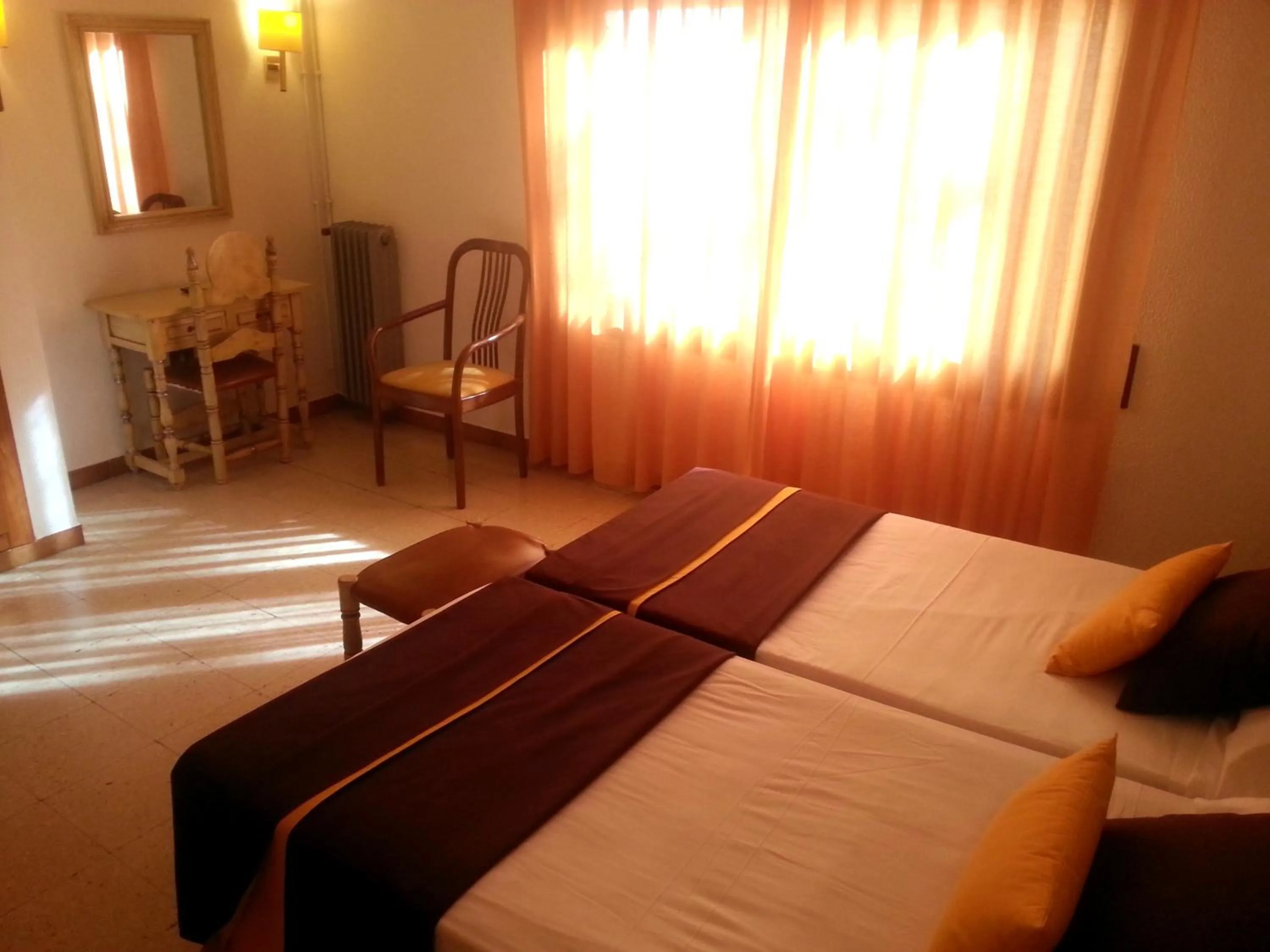 Photo of the whole room, Bed in Hotel Hostal del Sol