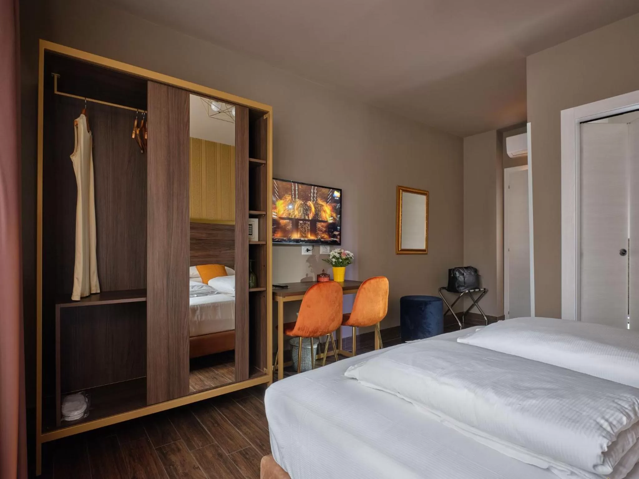 Bedroom, Bed in Hotel Giulietta